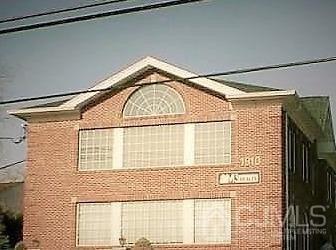 Property Image for 1910 Oak Tree Road
