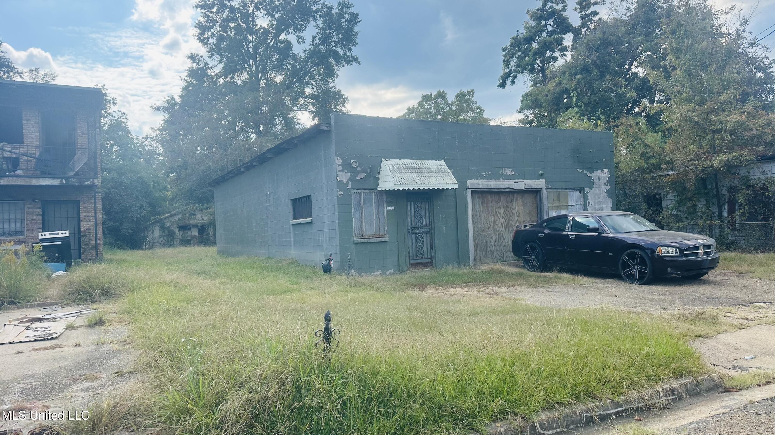 Property Image for 1621 Topp Avenue