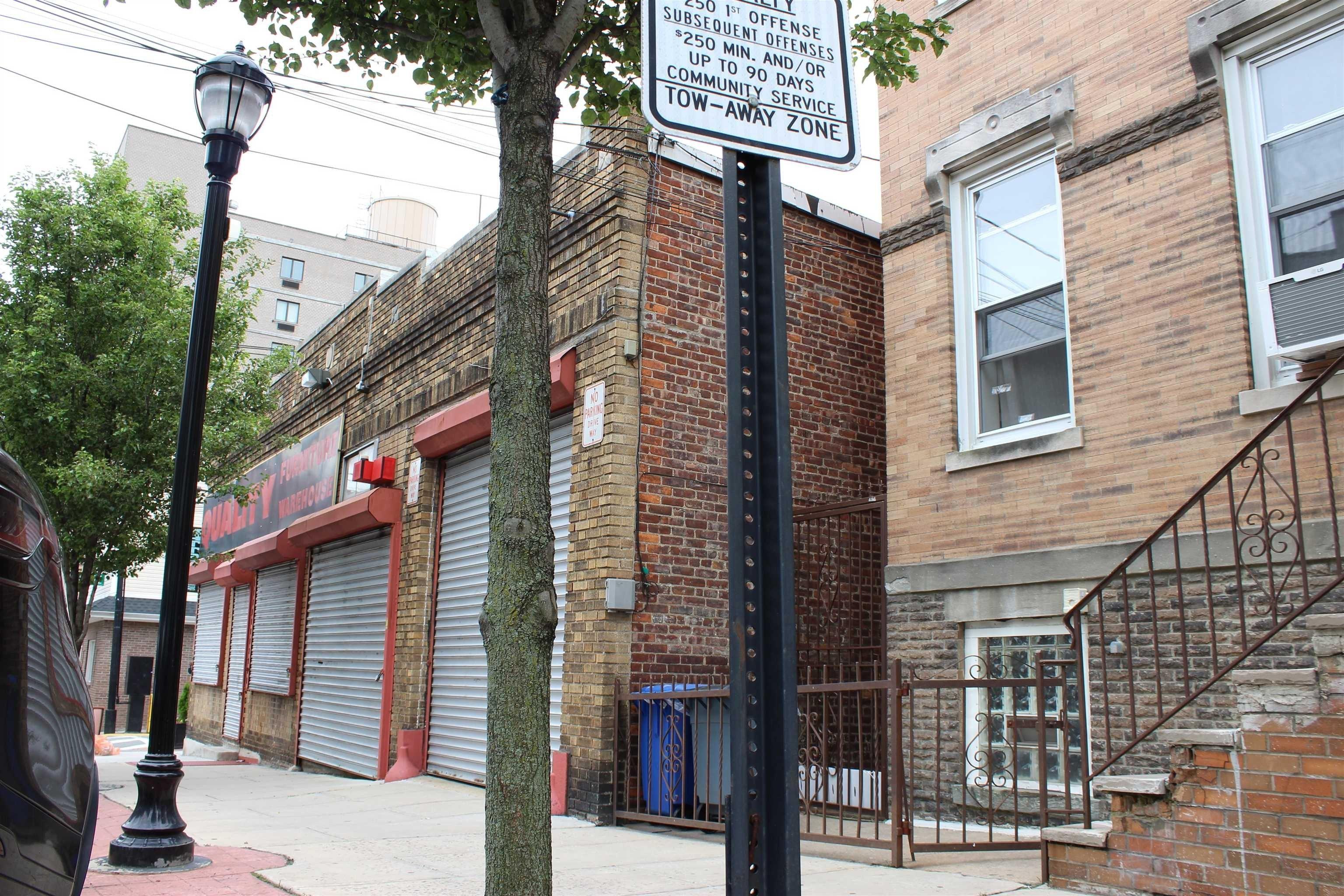 Property Image for 203 43rd St