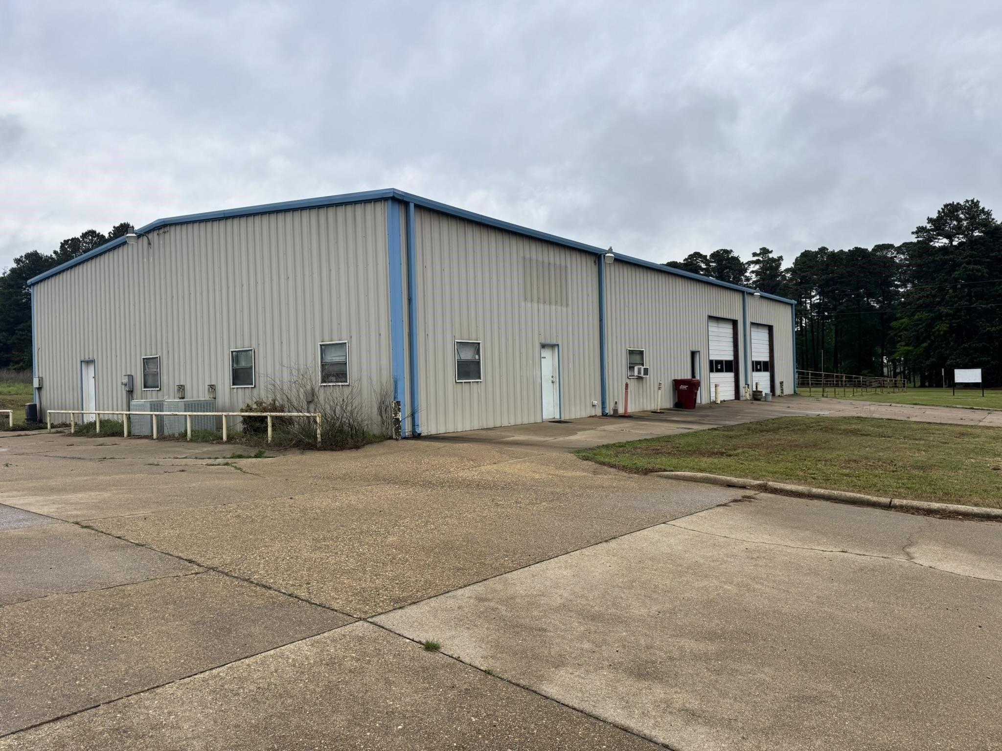 Property Image for 687 N State Highway 155