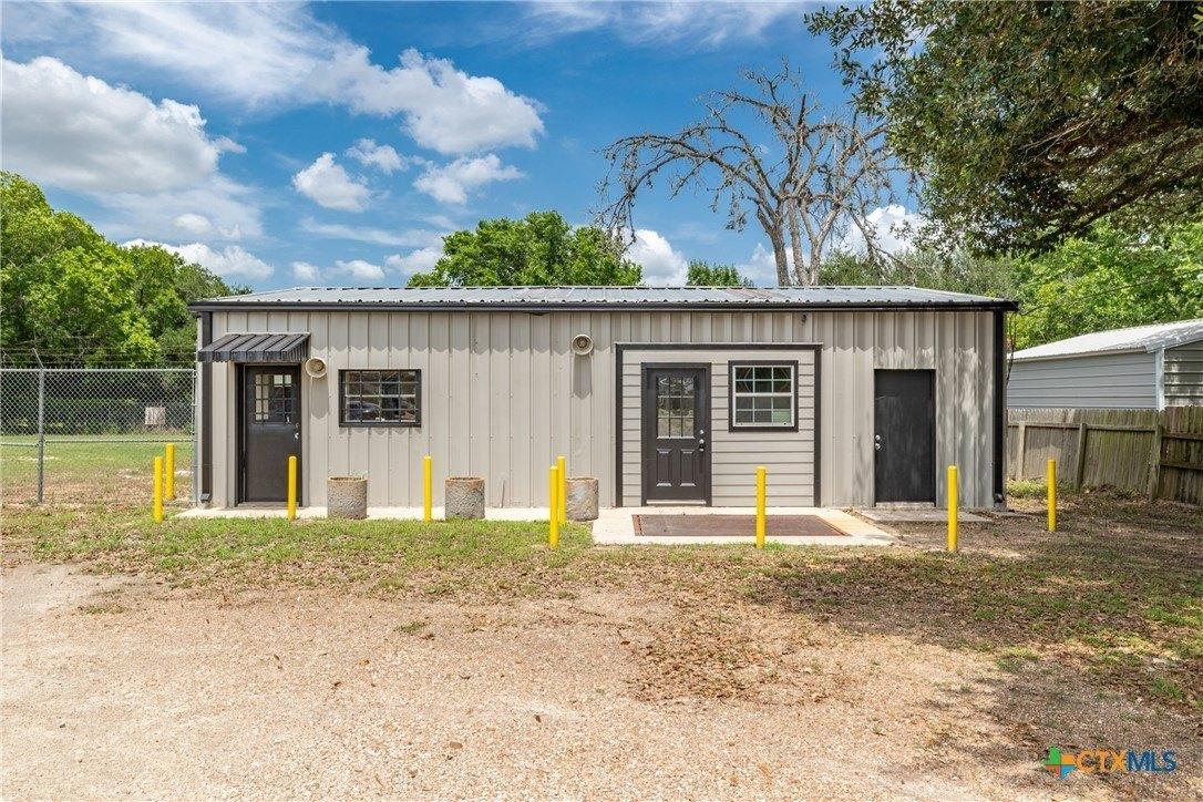 Property Image for 530 Seydler Street