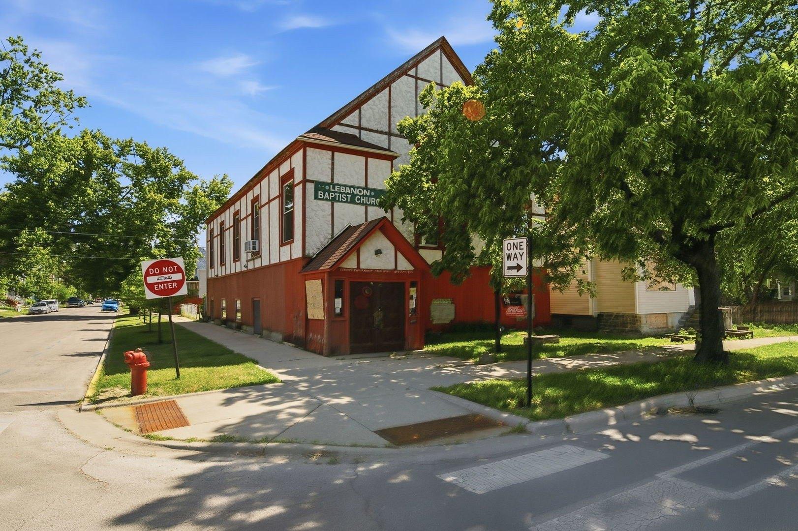 Property Image for 1501 W Marquette Road