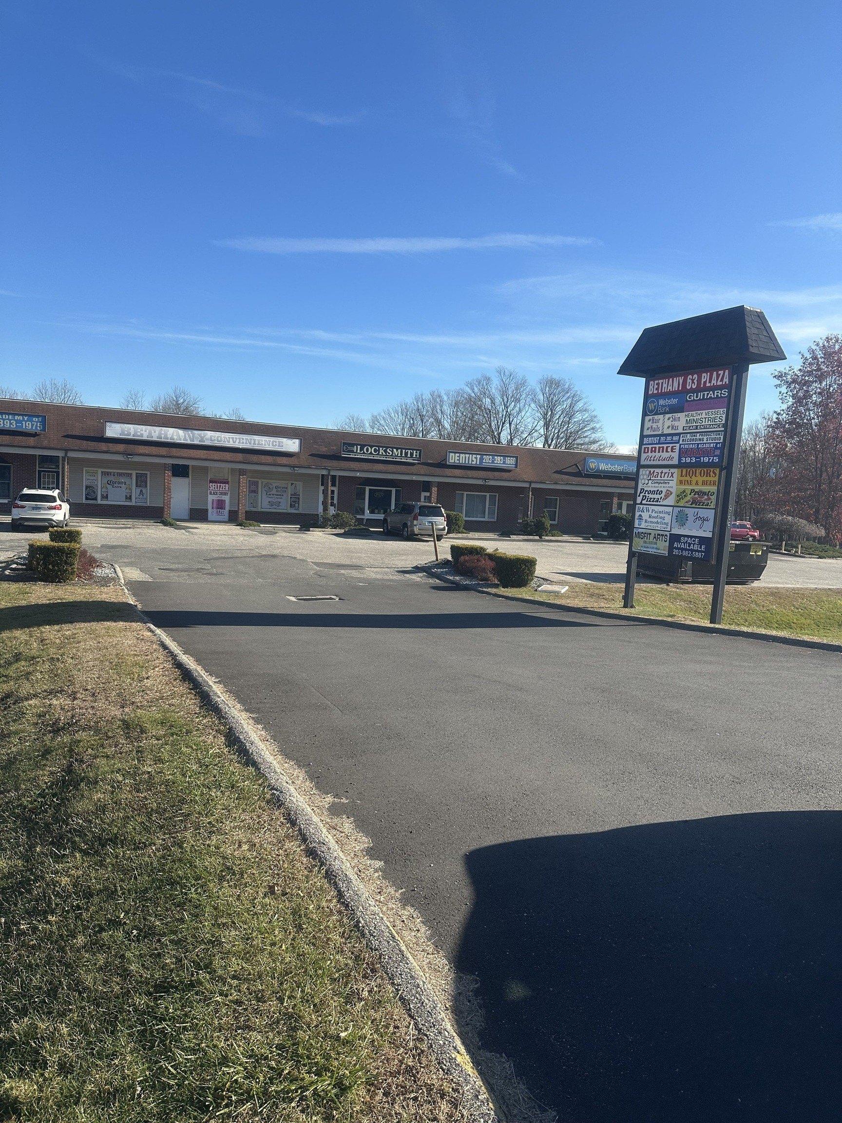 Property Image for 696 Amity Road unit: 18 Total 18 Total