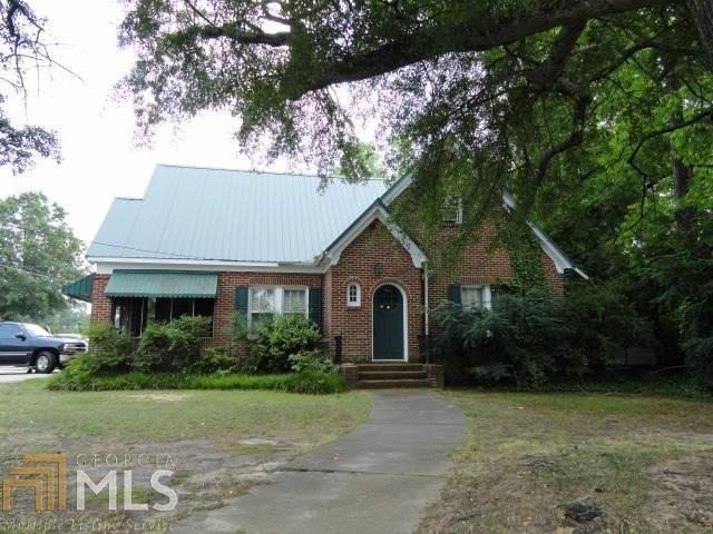 Property Image for 165 N Broad Street
