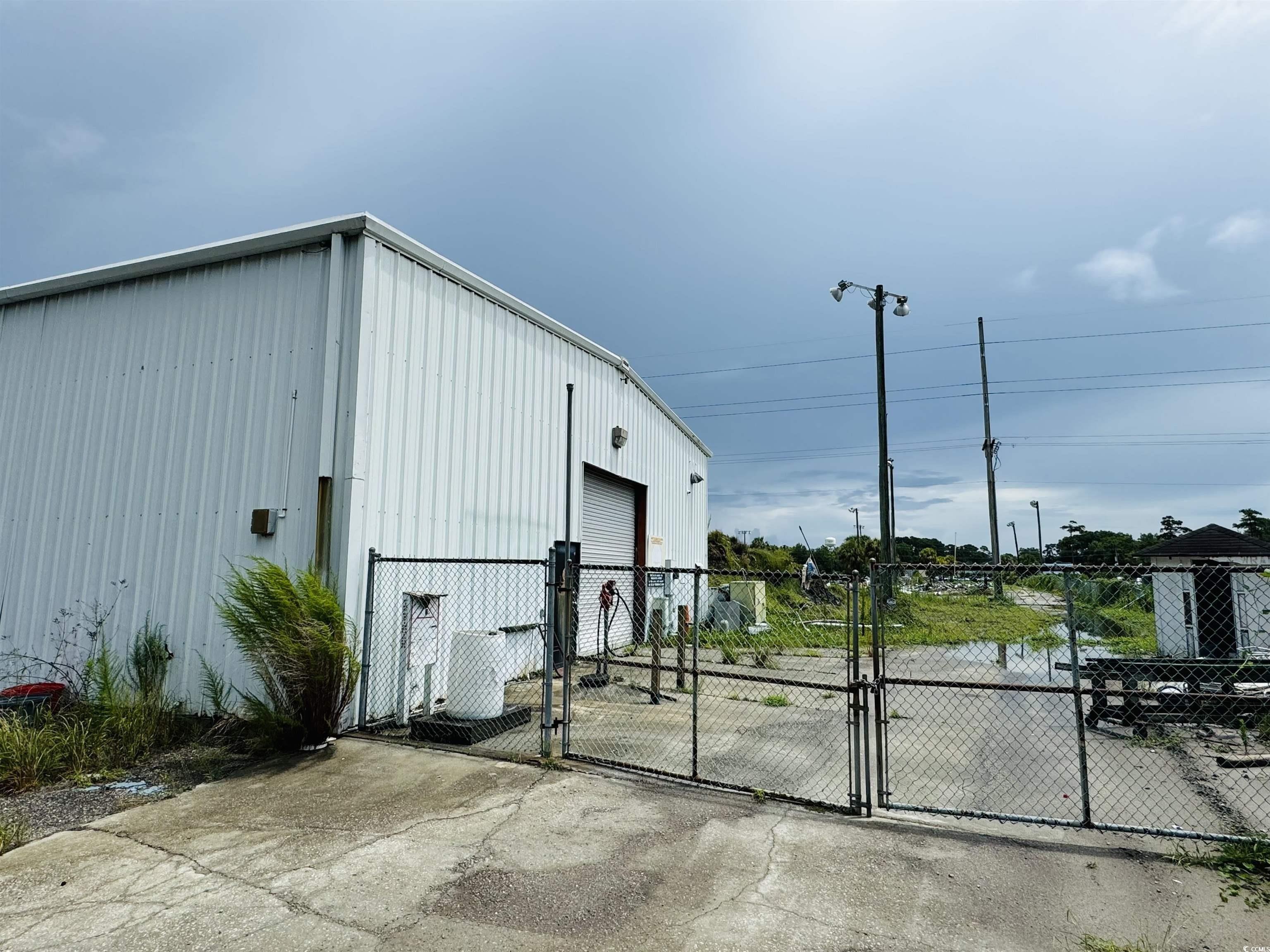 Property Image for 910 Highway 17 Business South
