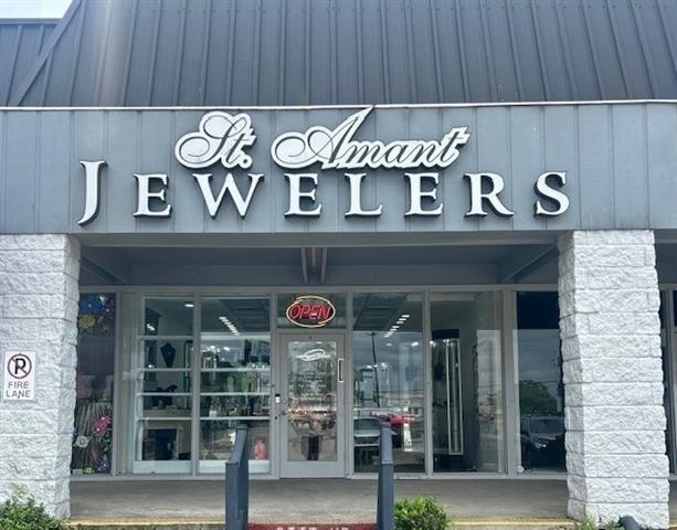 Property Image for 1525 LAPALCO Boulevard 16