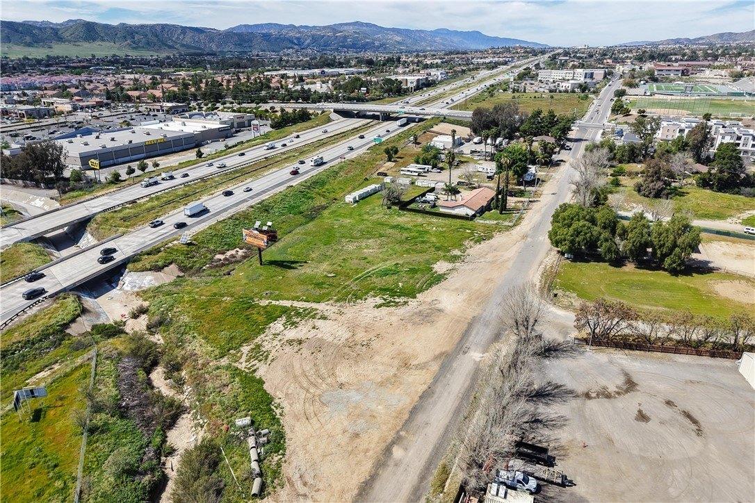 Property Image for 25189 Monroe Avenue