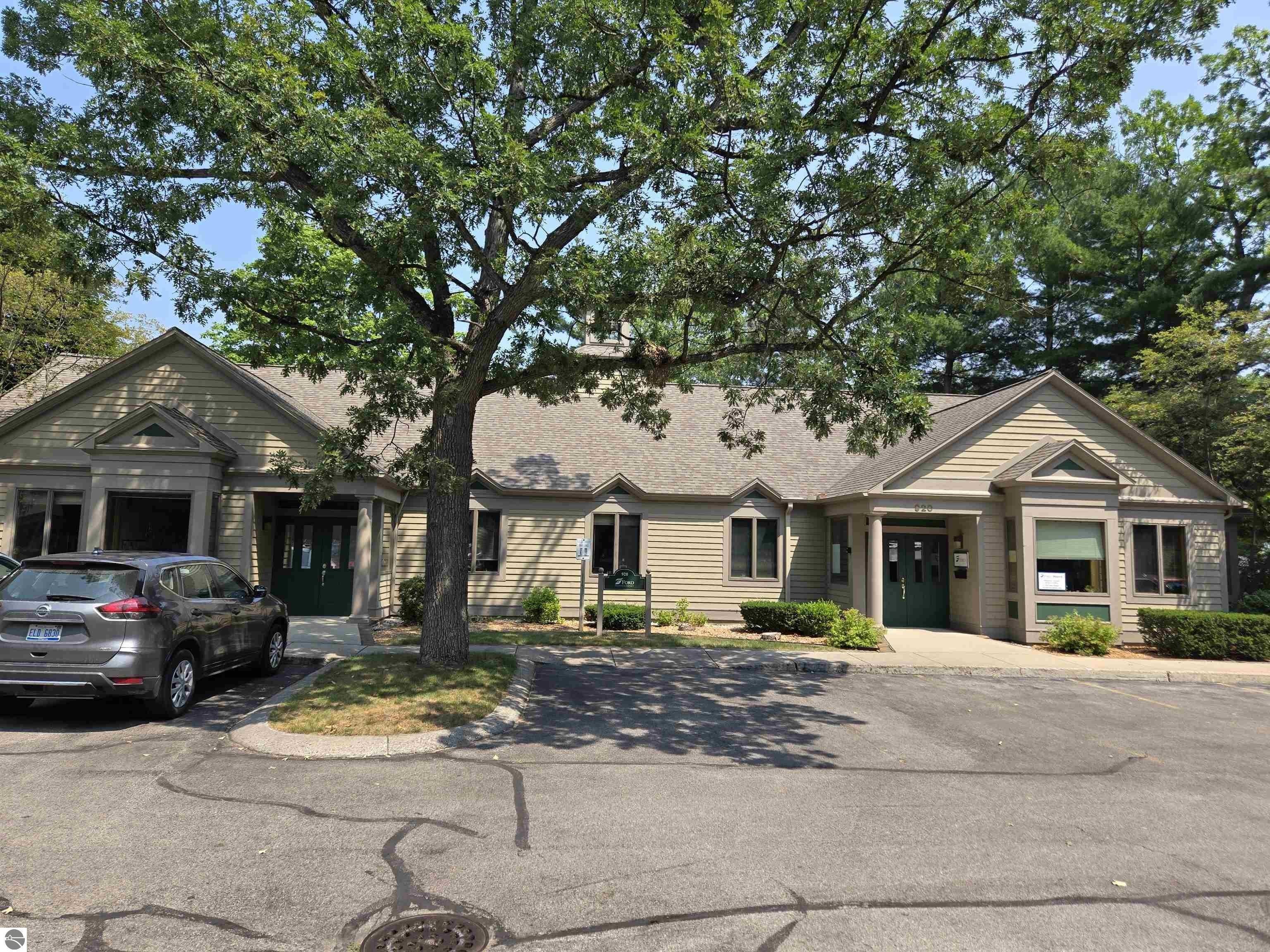 Property Image for 920 S Garfield Avenue