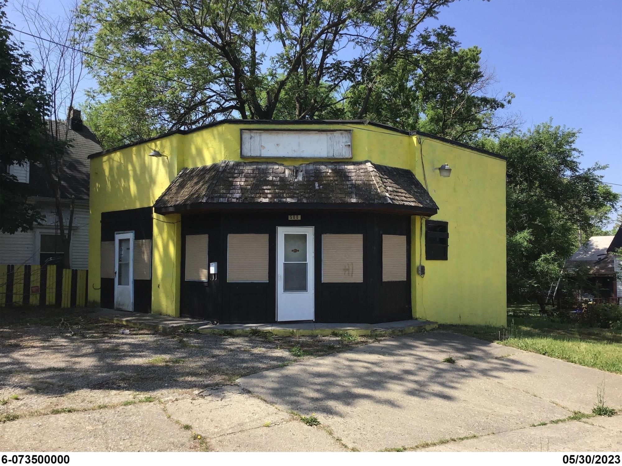 Property Image for 500 Page Ave, Jackson, MI 49203