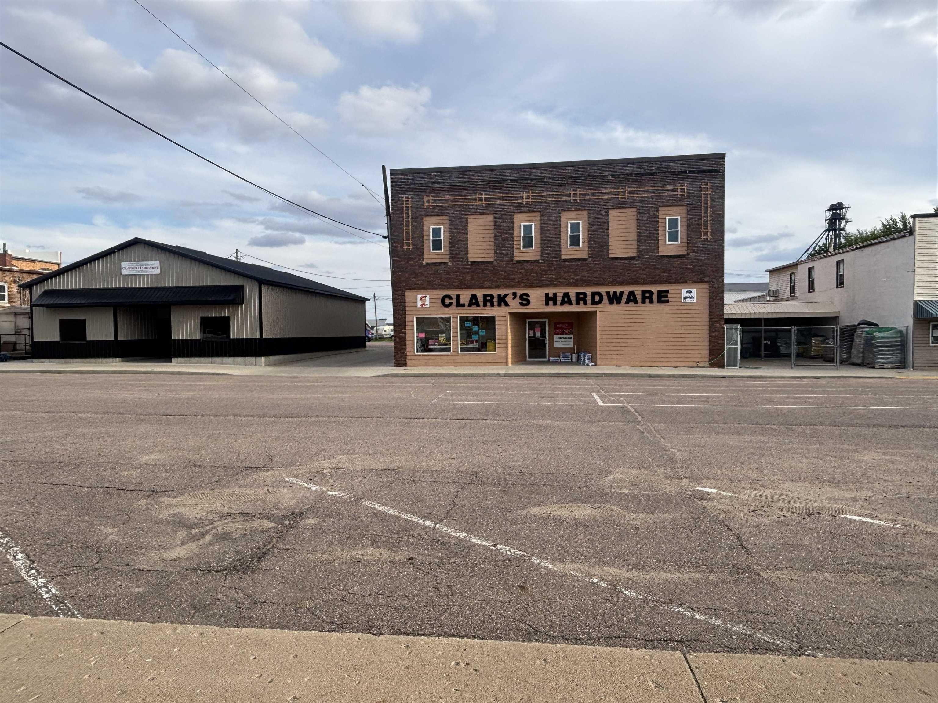 Property Image for 20 W 2nd St