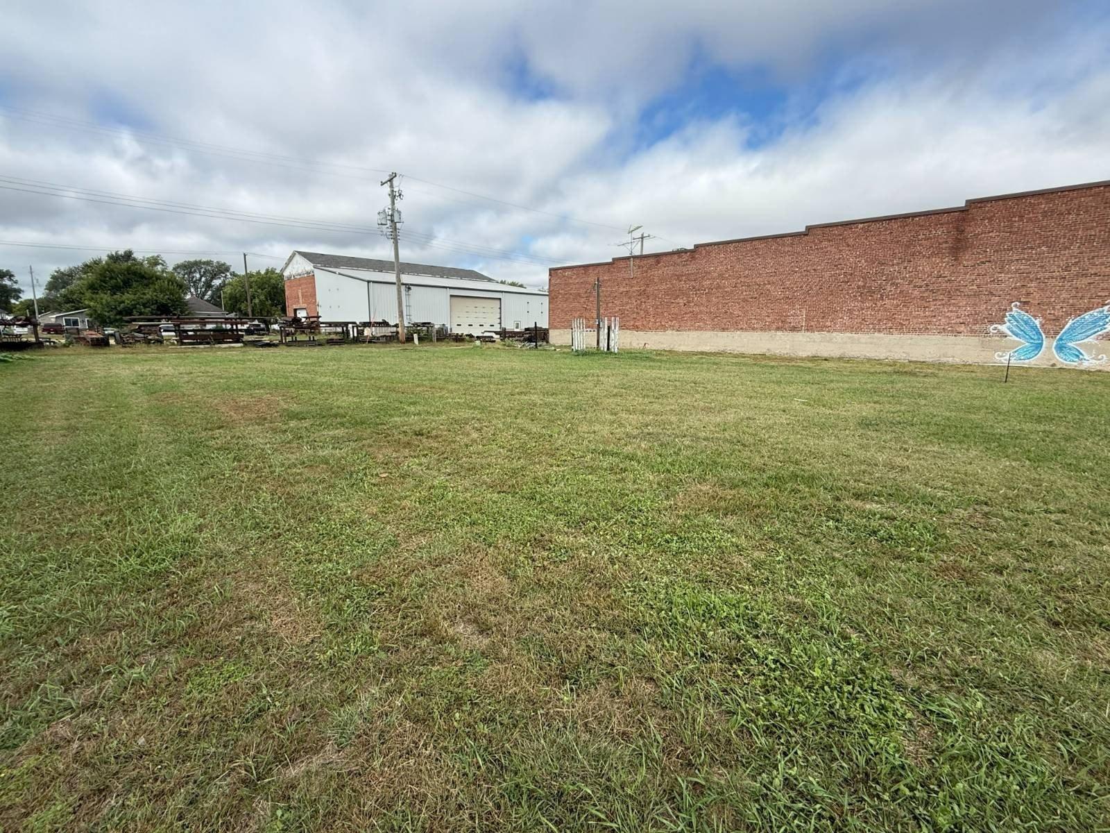 Property Image for 216 S Main Street