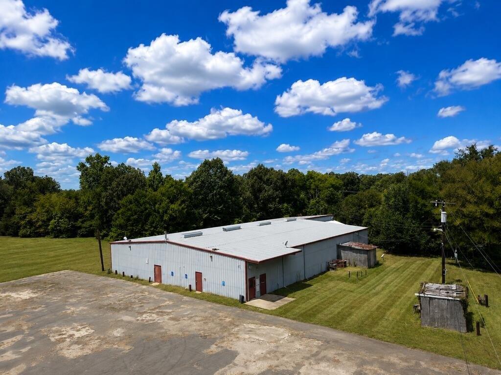Property Image for 7952 US Hwy 59 S