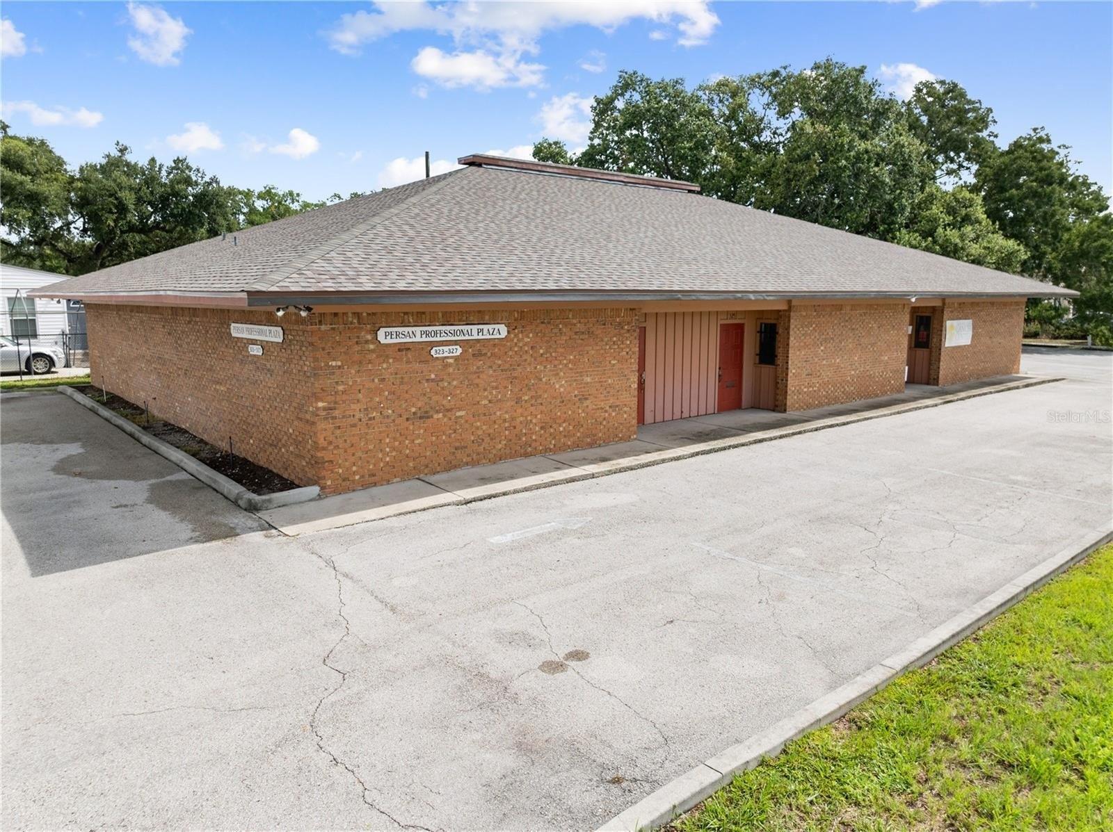 Property Image for 323 W CYPRESS Street