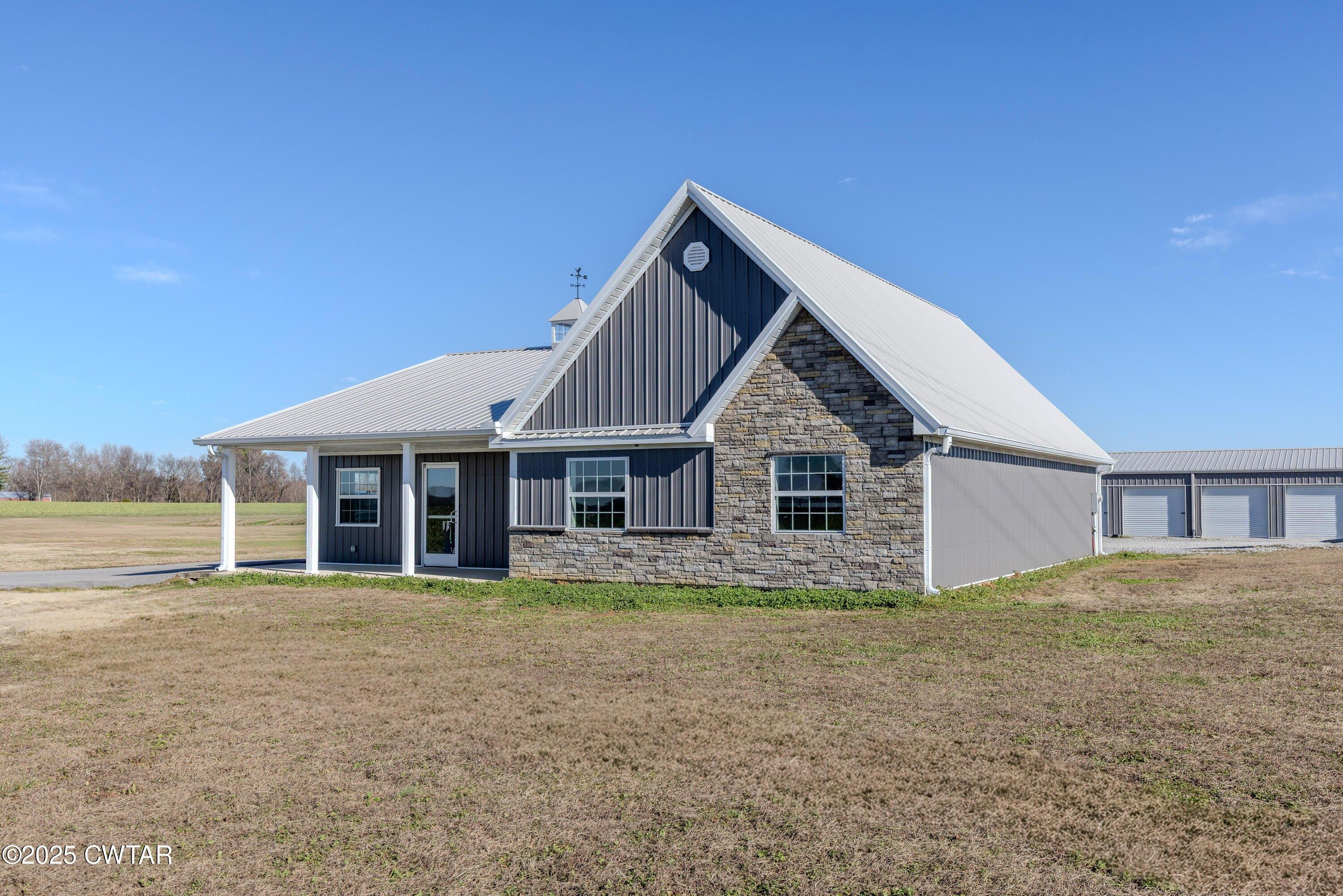 Property Image for 2720 Section Line Road