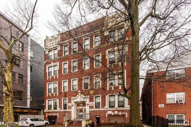 Property Image for 481 William St