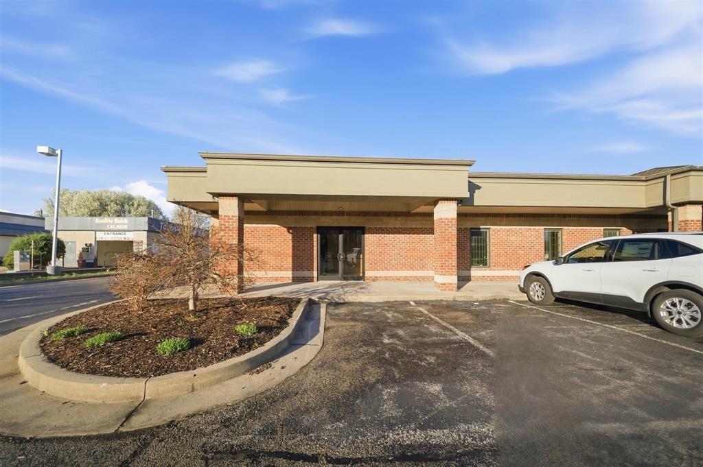 Property Image for 3400 New Hartford Rd Ste B