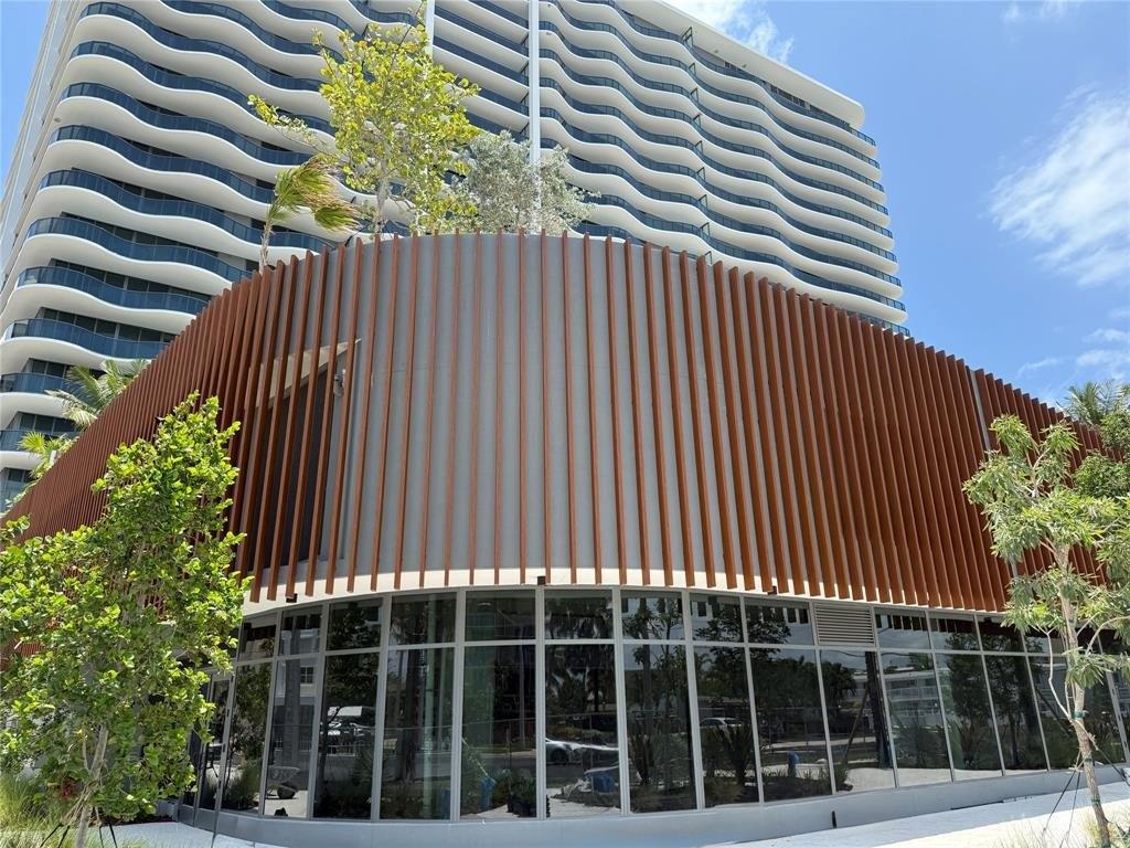 Property Image for 900 N Ocean Blvd CU