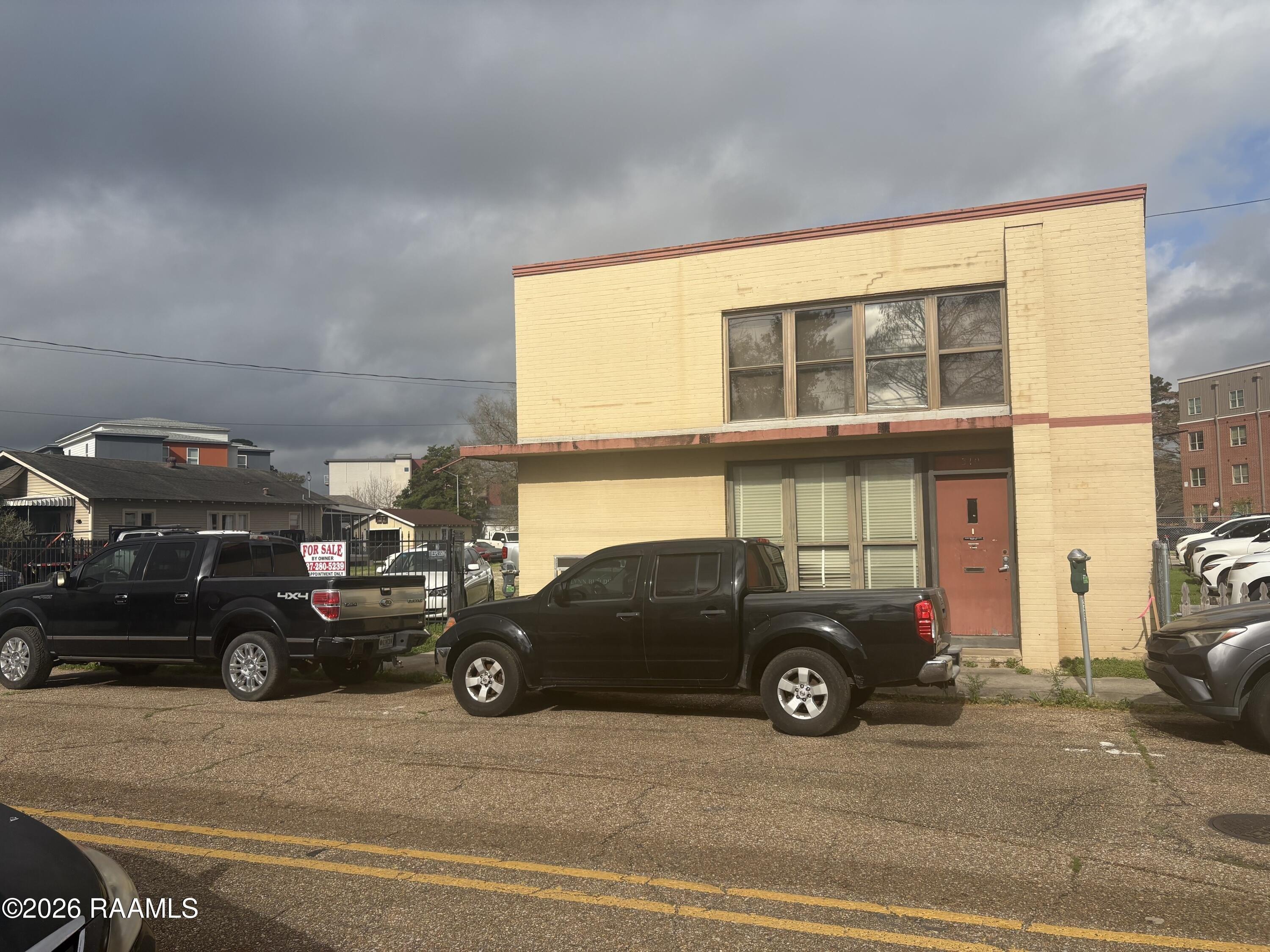 Property Image for 310 S Buchanan Street