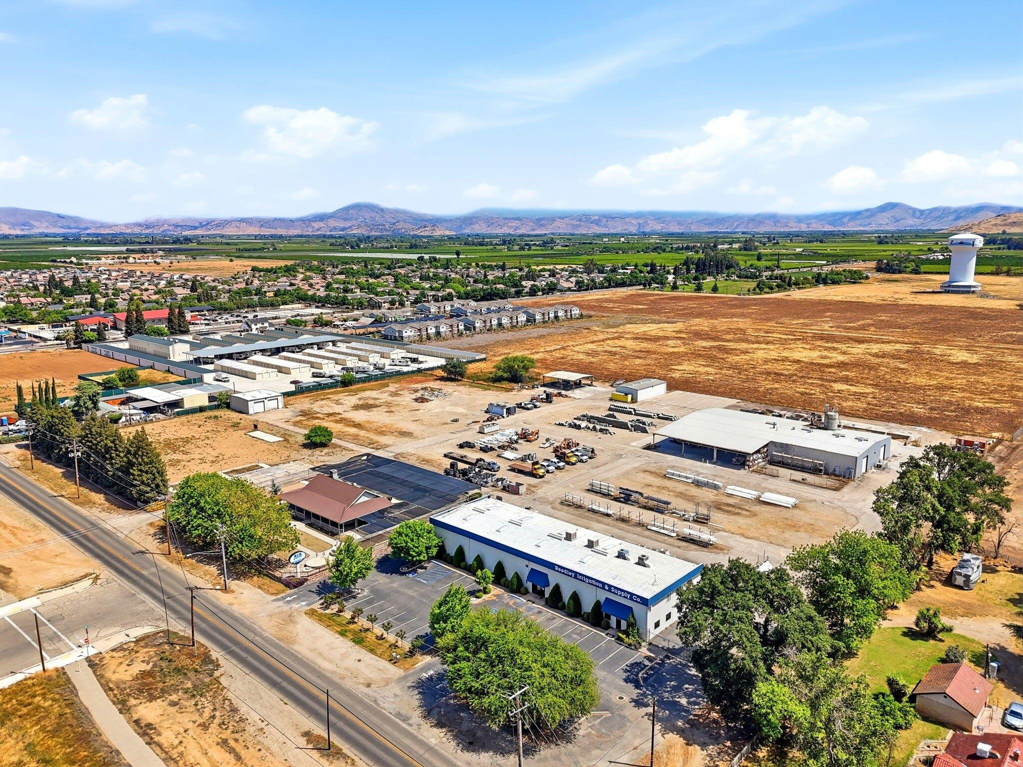 Property Image for 1260 S Buttonwillow Avenue