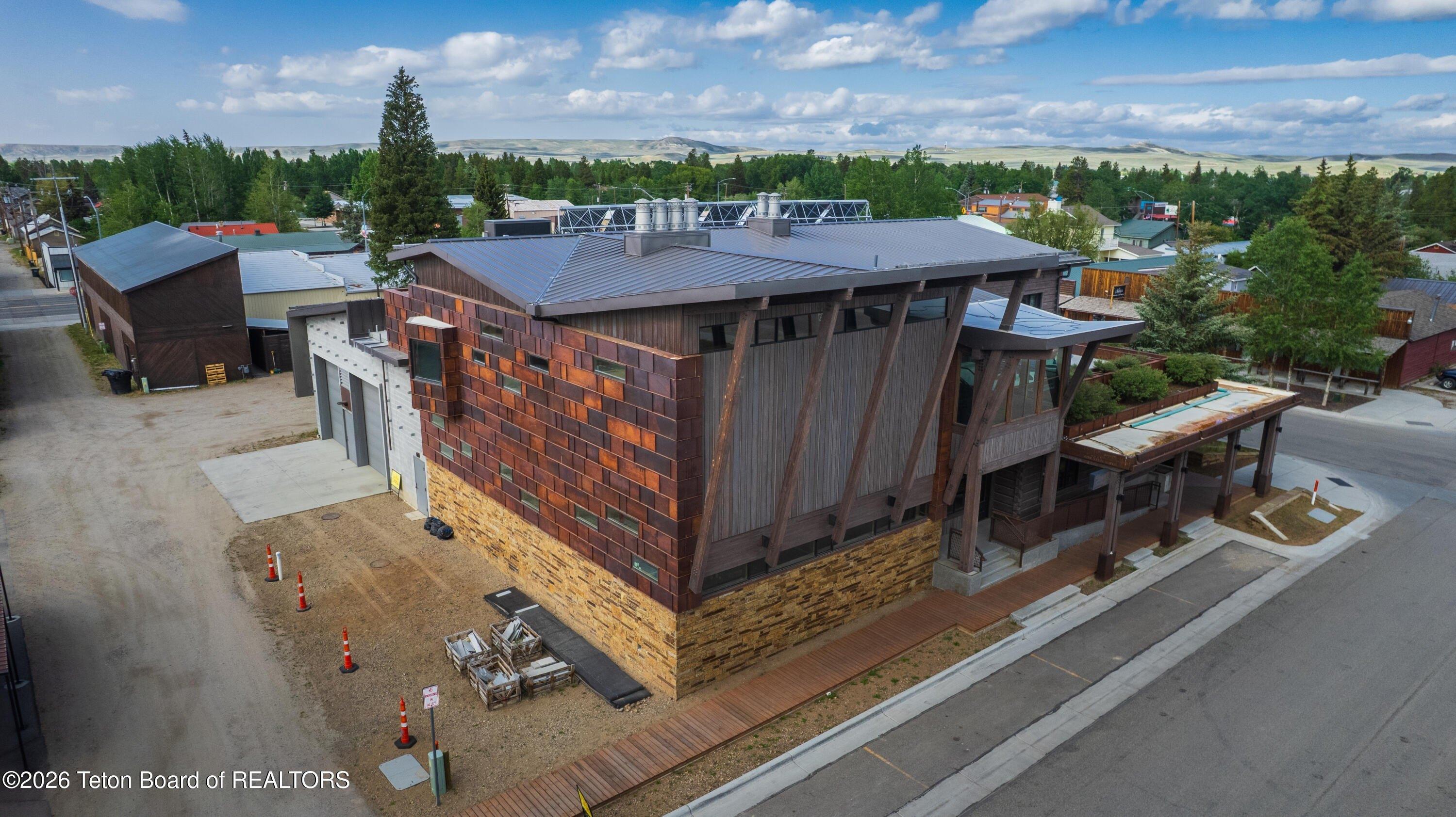 Property Image for 174 W MAGNOLIA Street