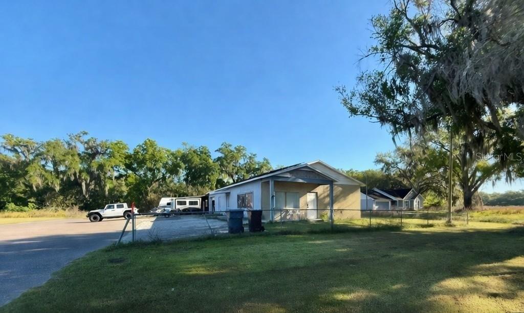 Property Image for 4418 E County Road 542