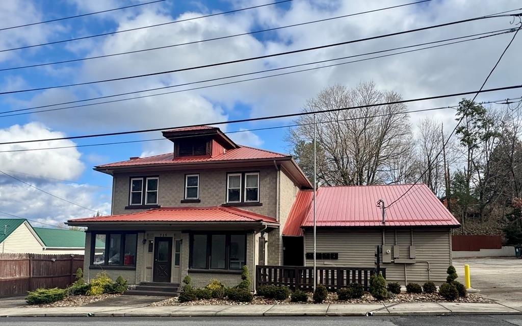 Property Image for 715 N Kanawha Street