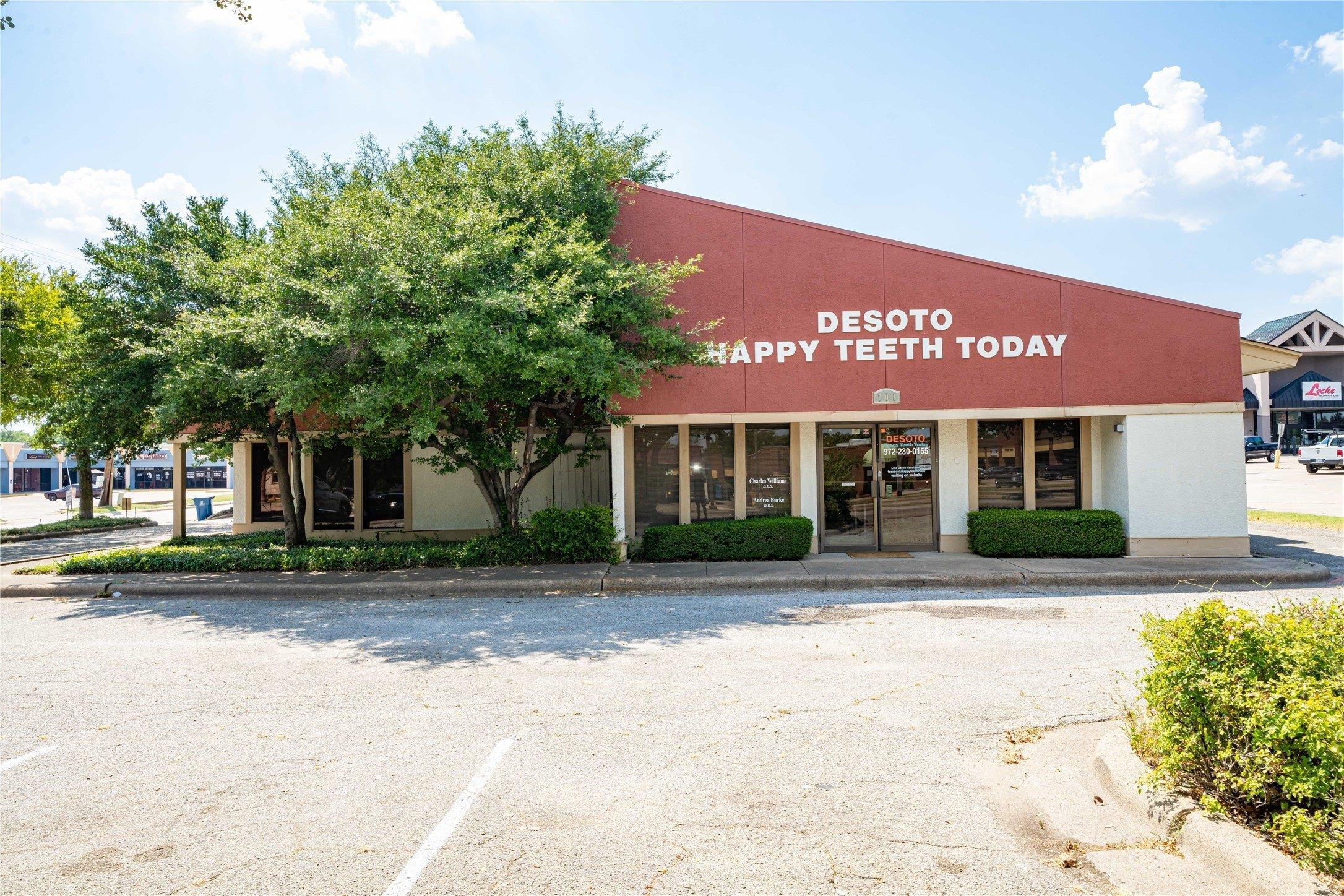 Property Image for 701 N Hampton Road