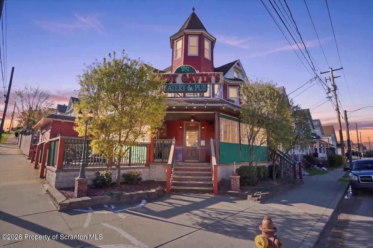 Property Image for 1392 N Washington Avenue