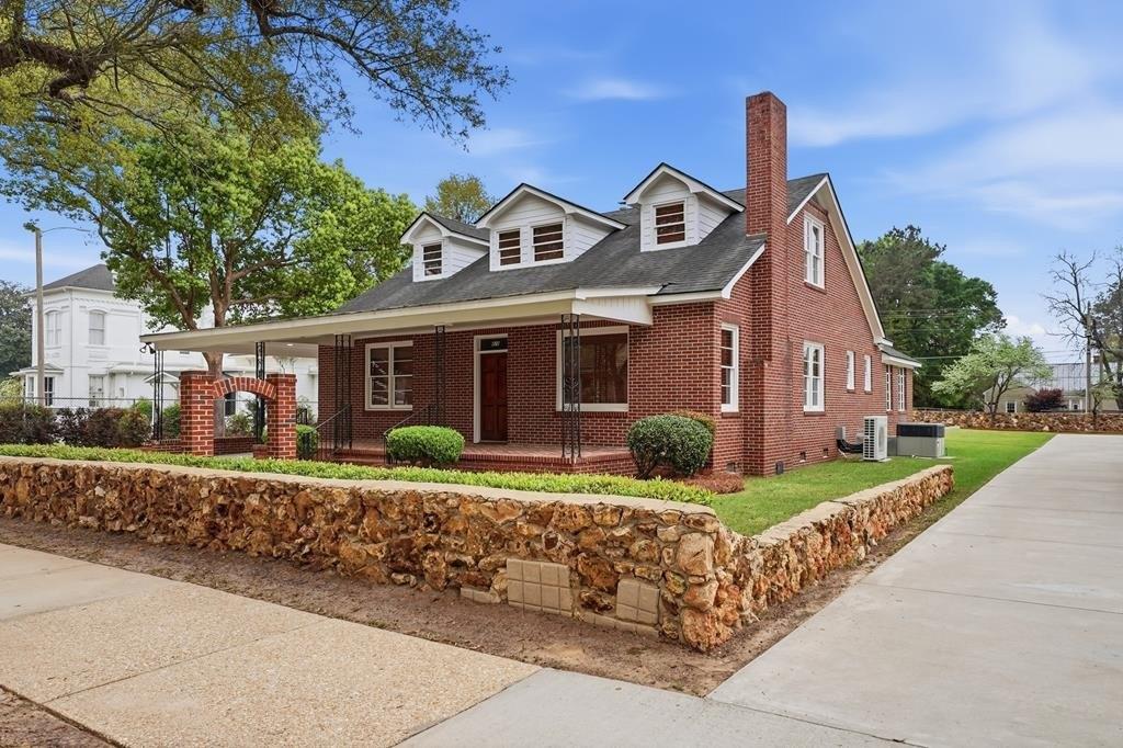 Property Image for 410 Society Avenue W