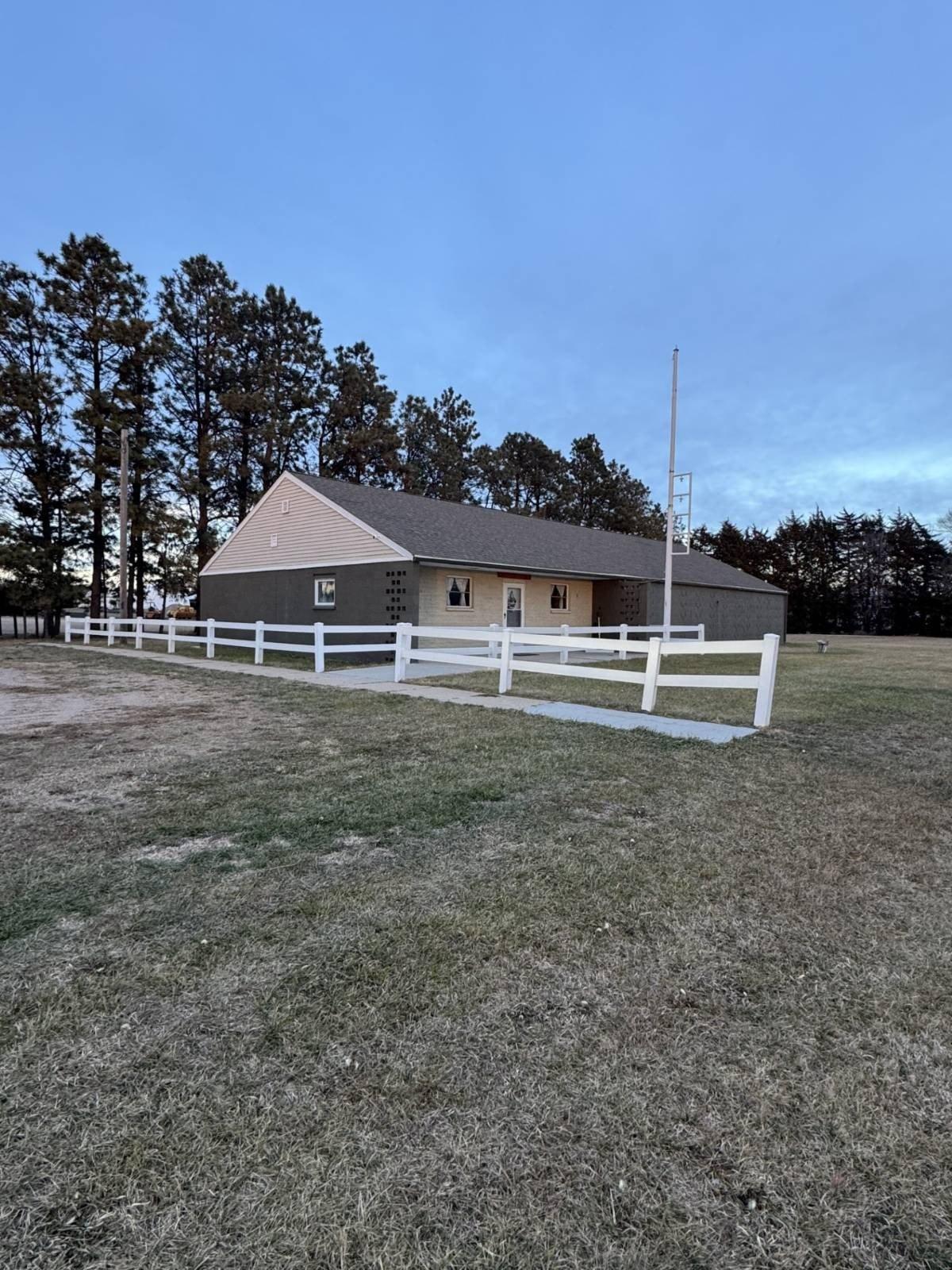 Property Image for 408 West Douglas Street