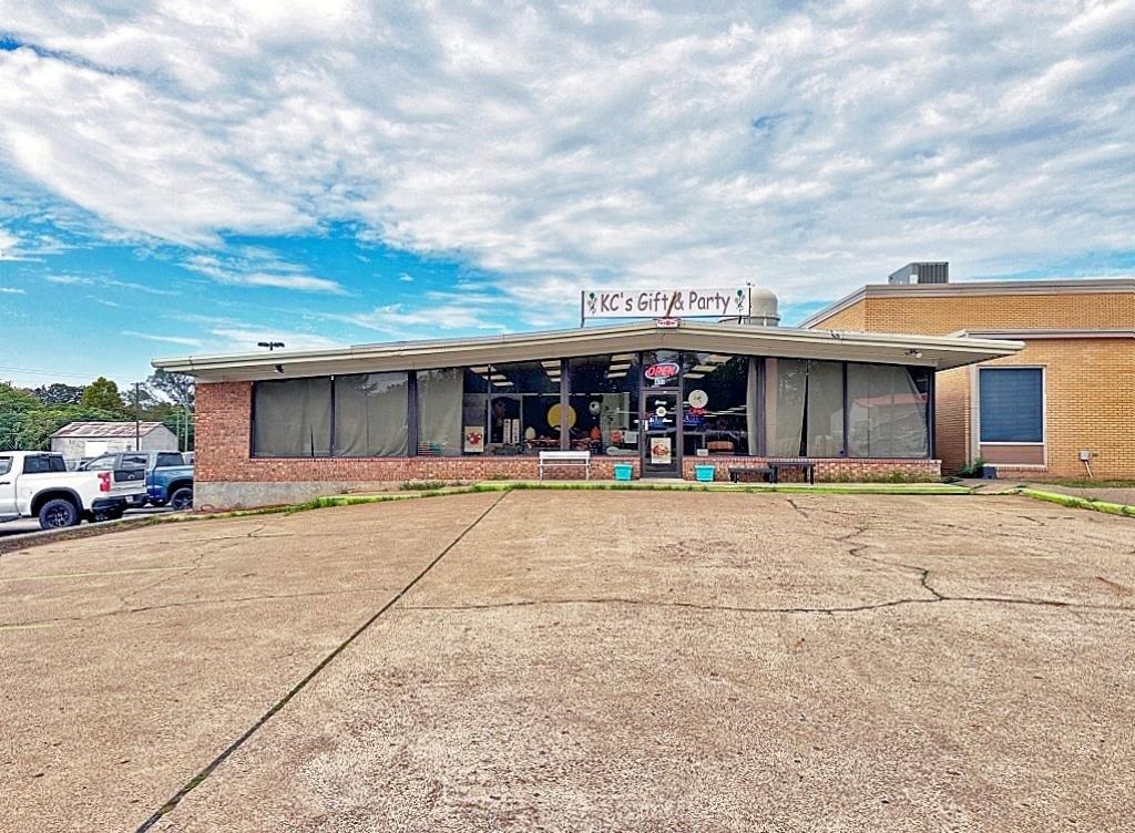 Property Image for 407 E Tyler St