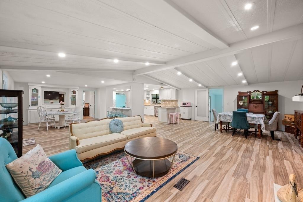 Property Image for 1169 W US Highway 290