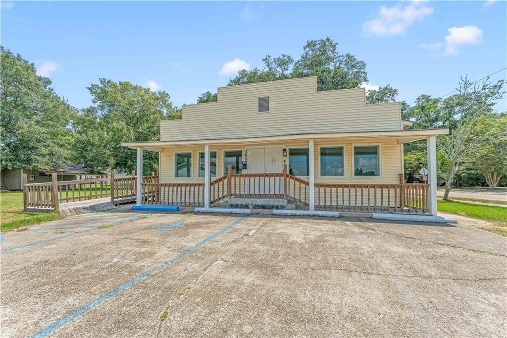 Property Image for 309 S Mooney Ave, Hammond, LA 70403