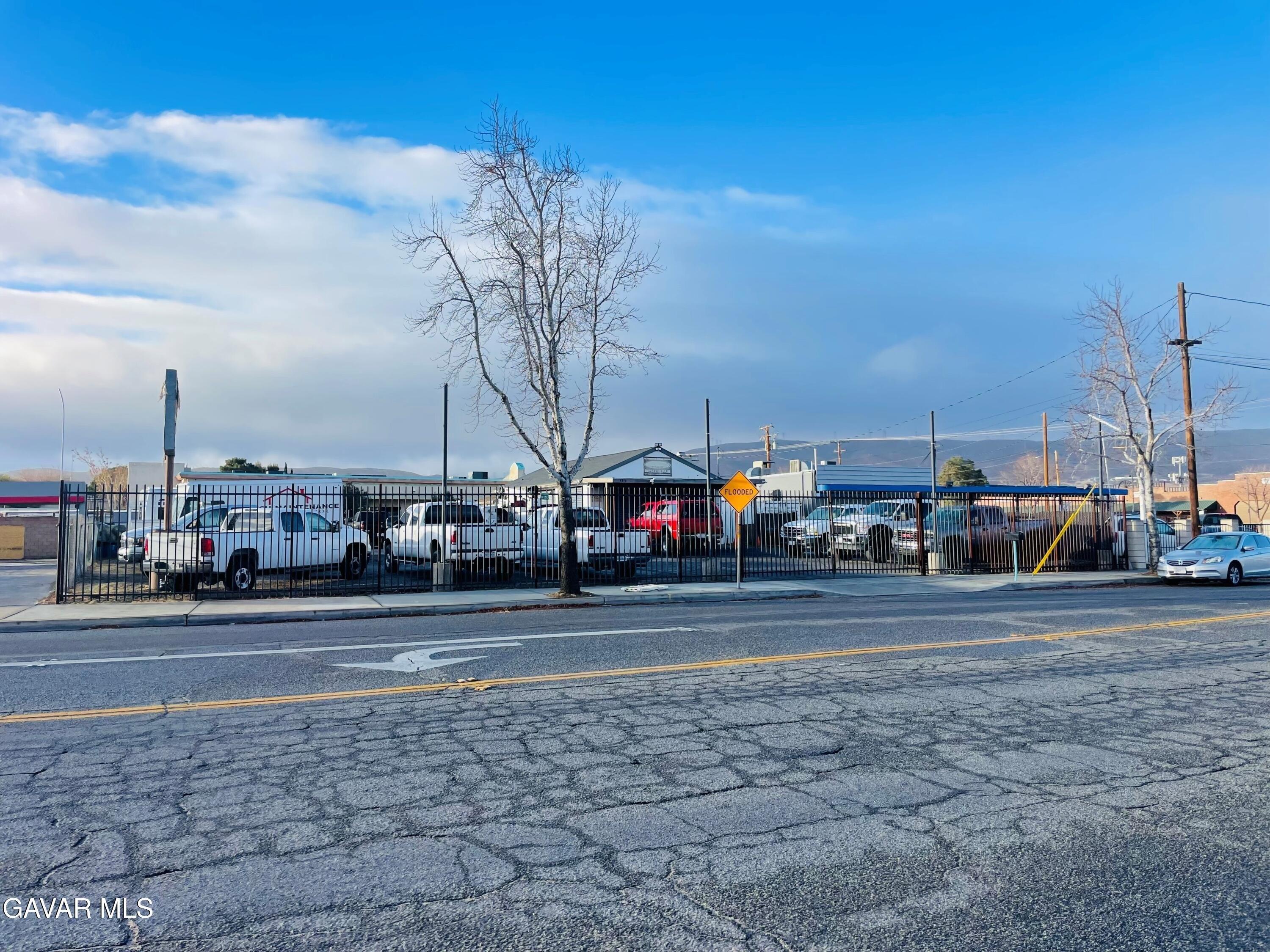 Property Image for 4870 Columbia Way