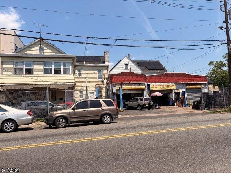 Property Image for 480-482 E 19Th St