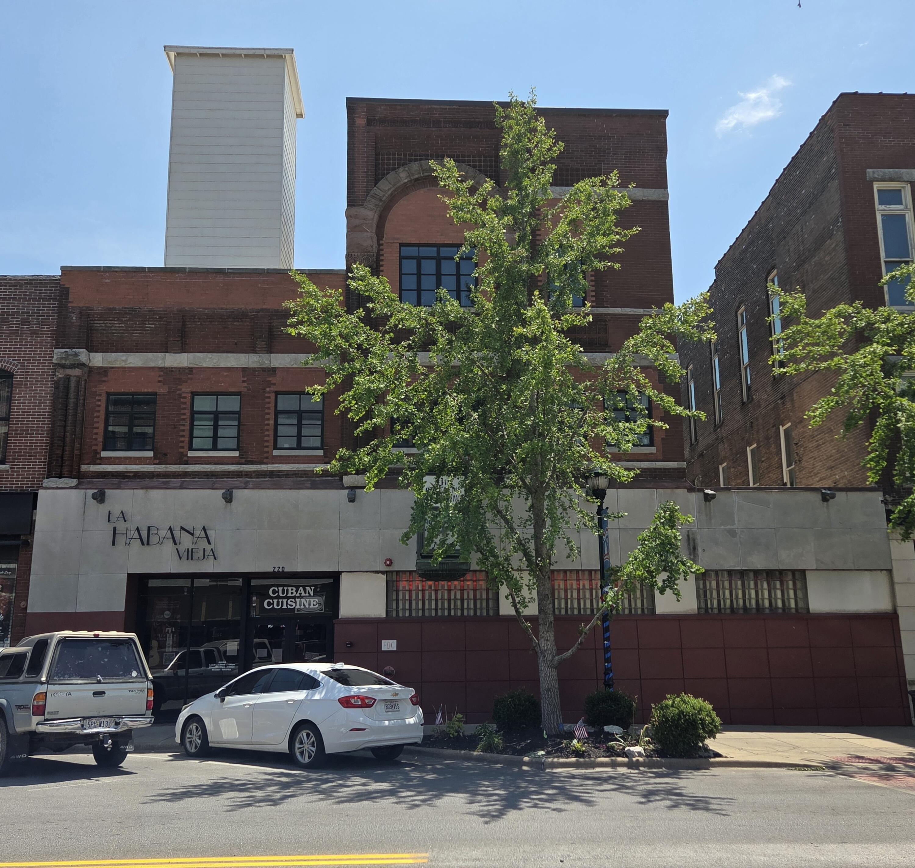 Property Image for 220 E Commercial Street