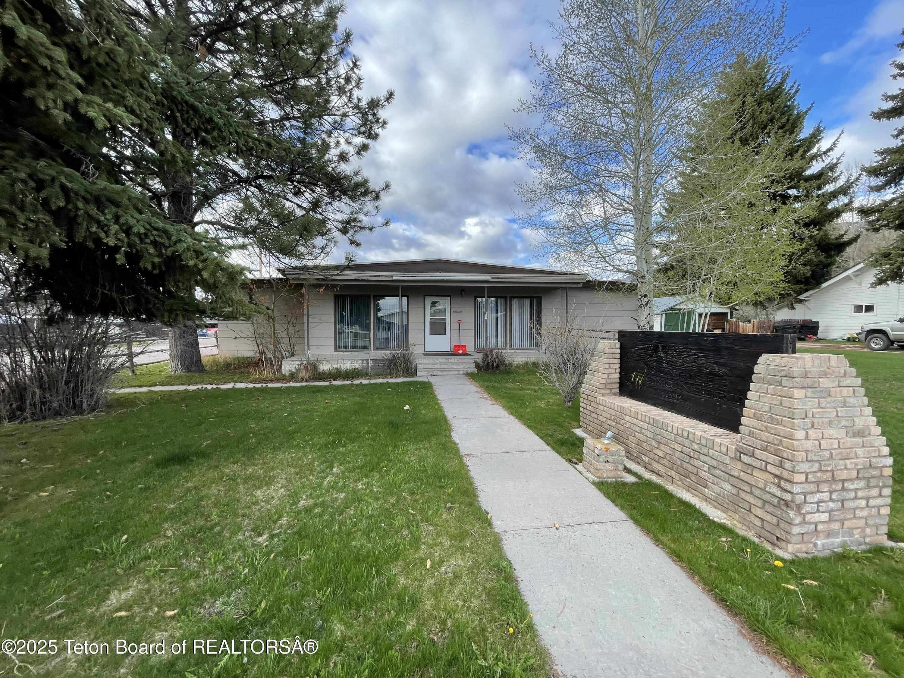 Property Image for 47 E 4th Ave