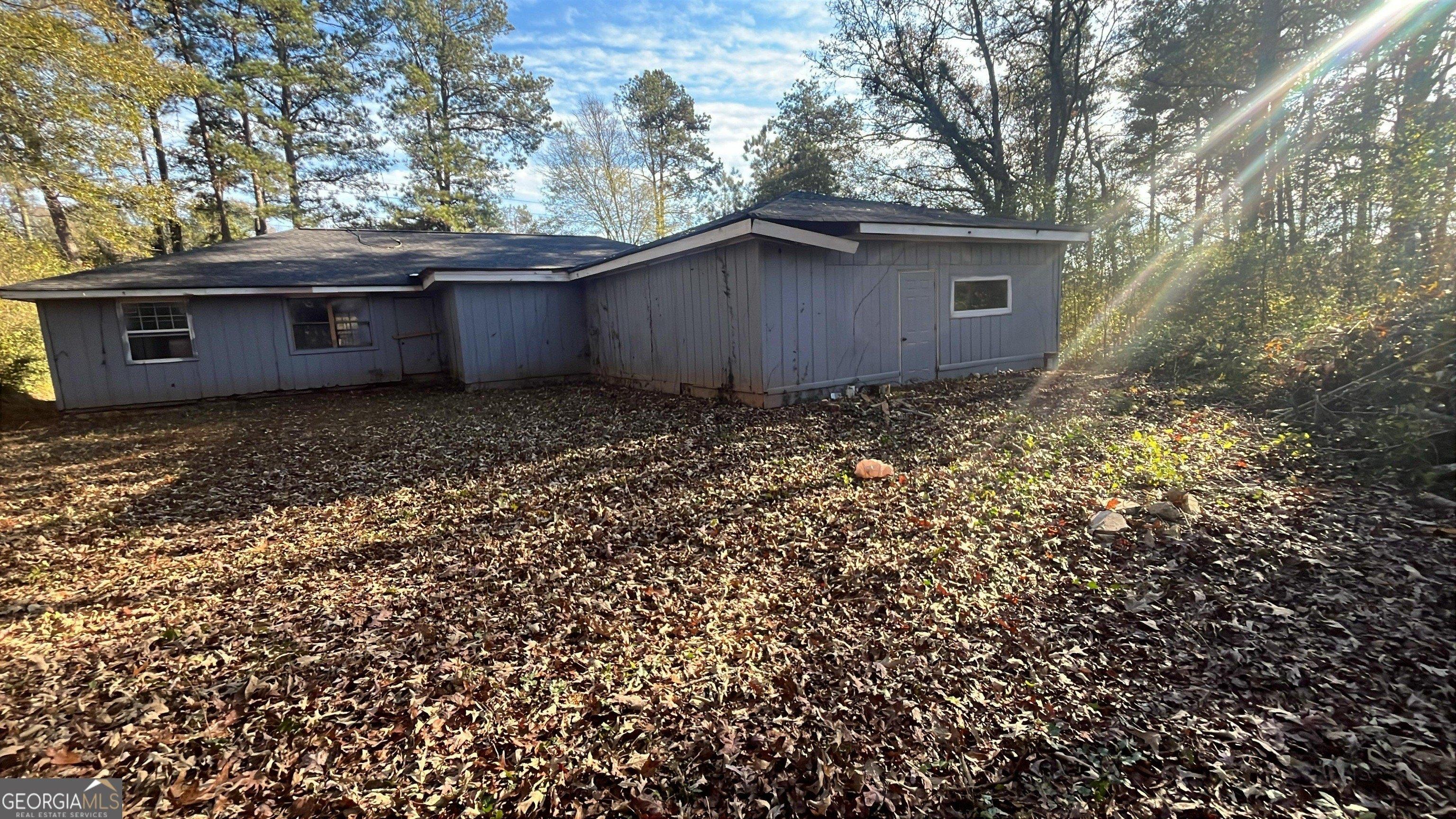 Property Image for 1653 Highway 138 E