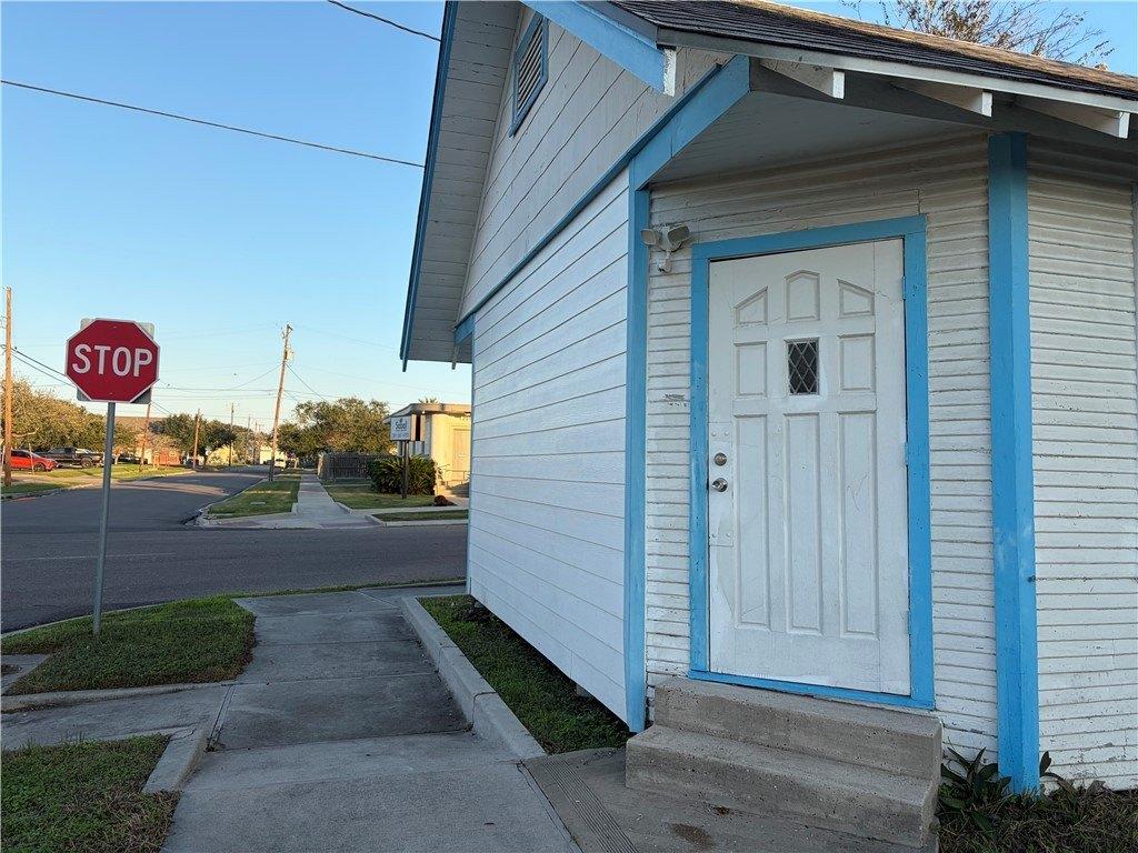 Property Image for 1203 Santa Fe Street