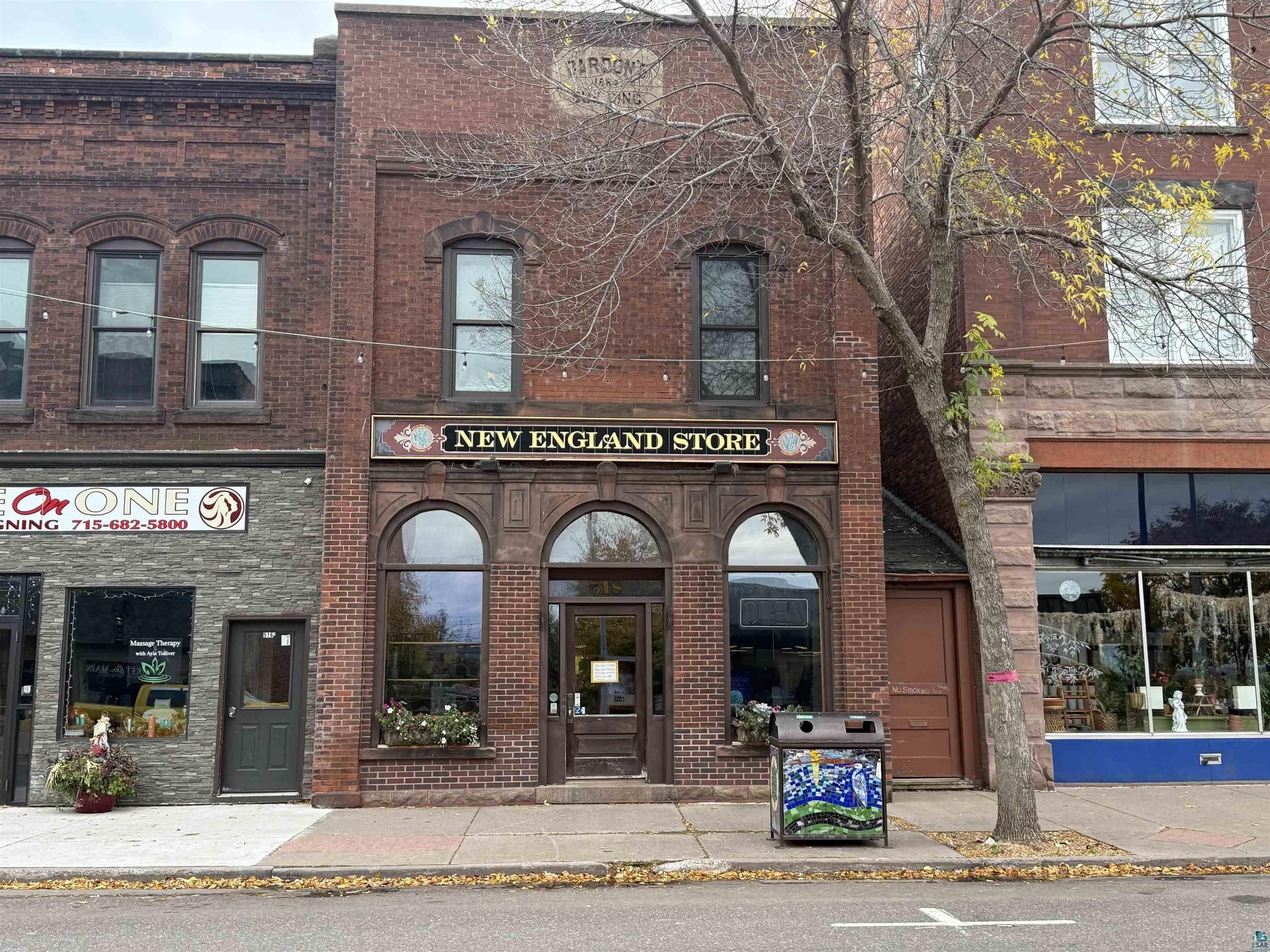 Property Image for 518 Main St W