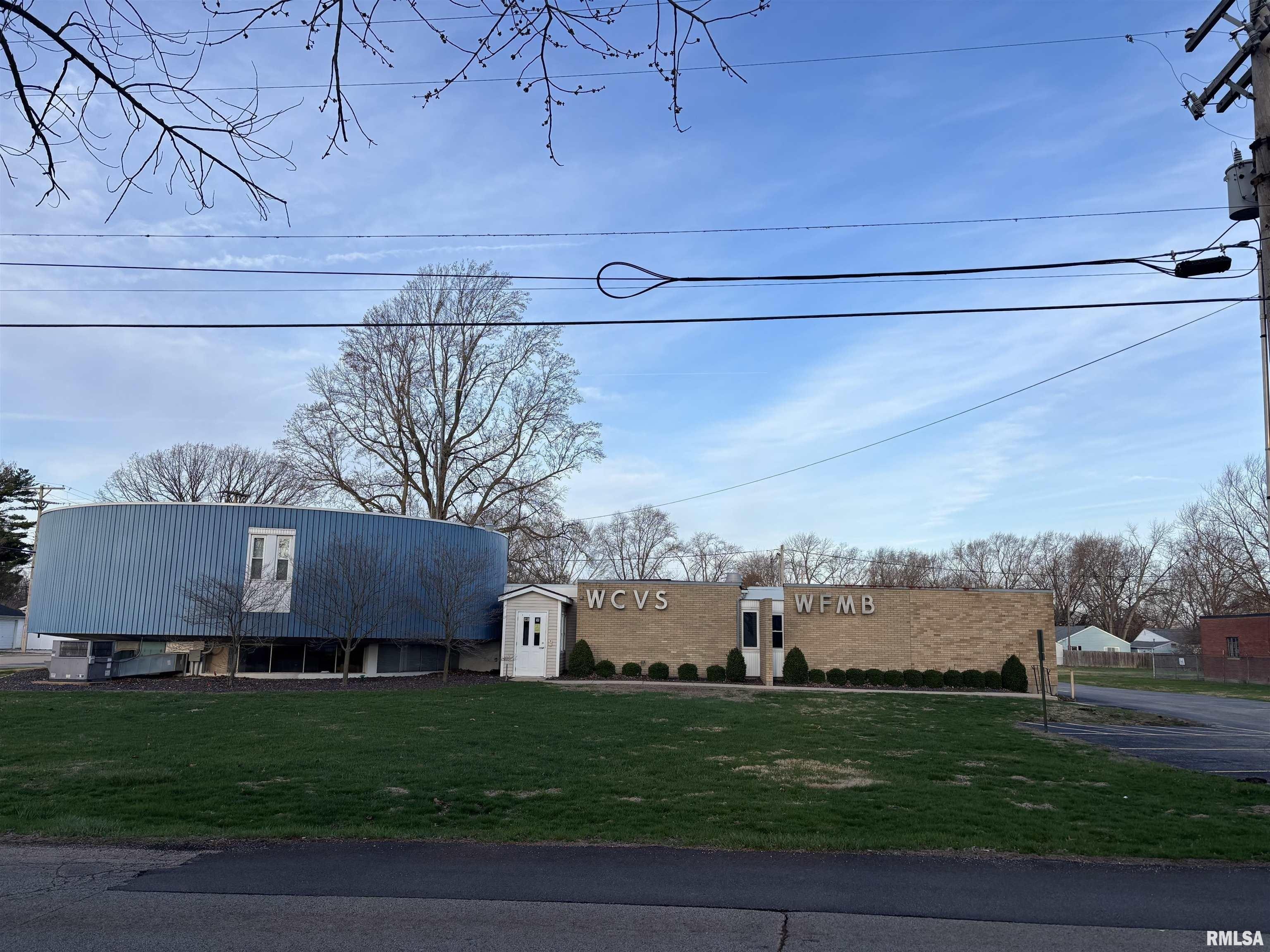 Property Image for 3055 S 4TH Street