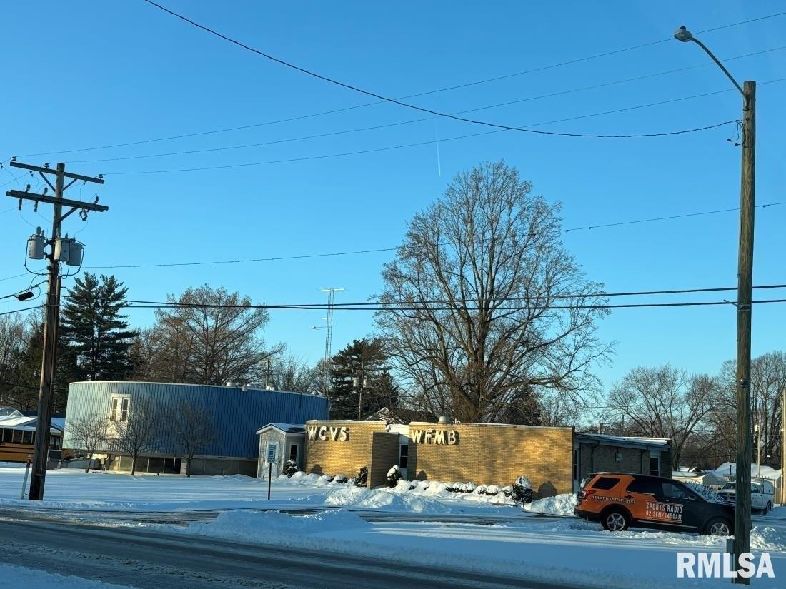 Property Image for 3055 S 4TH Street