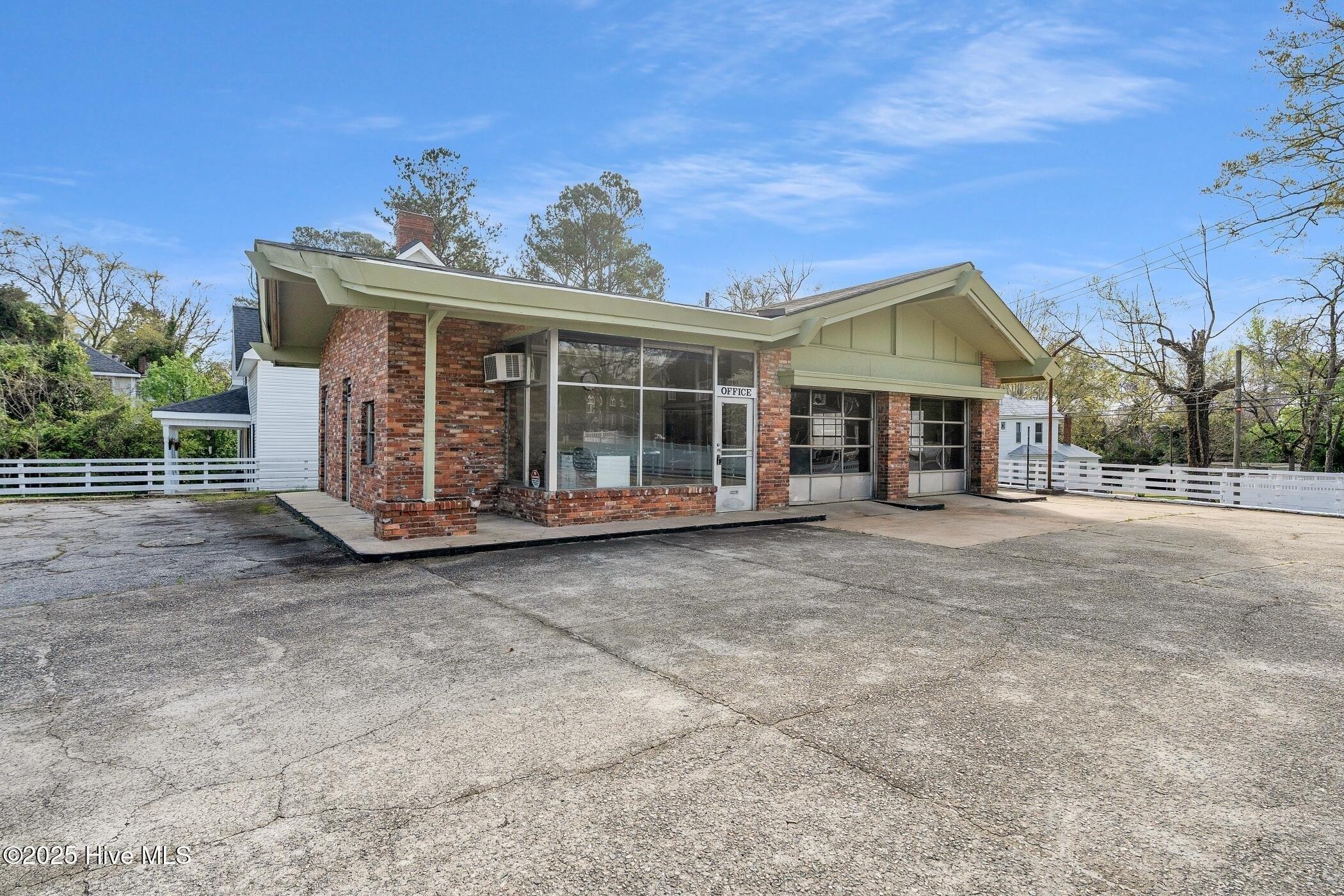 Property Image for 508 Fayetteville Road