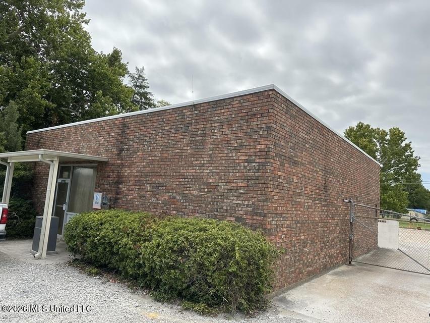 Property Image for 502 Mickey Gilley Avenue