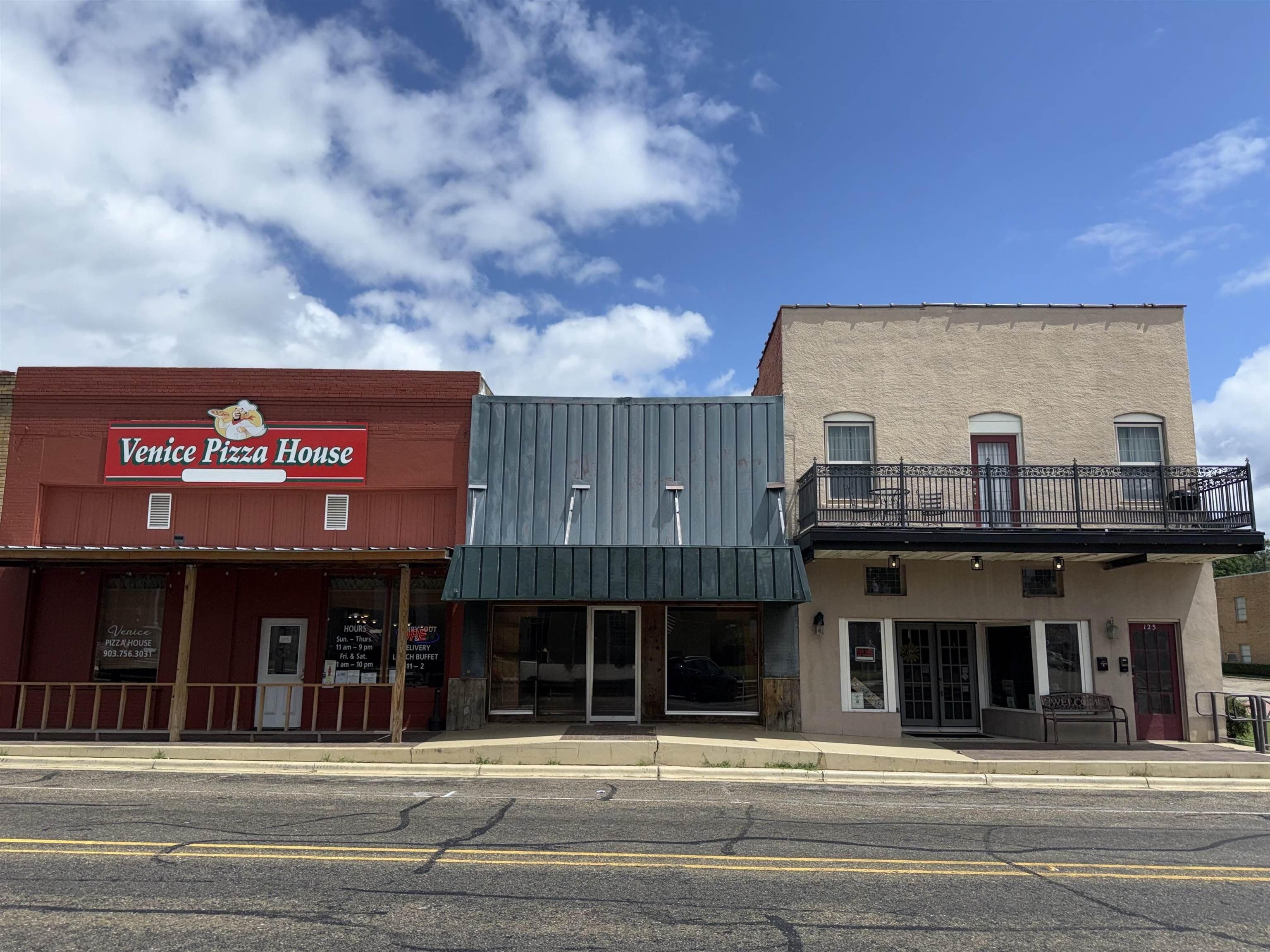 Property Image for 119 E Houston Street