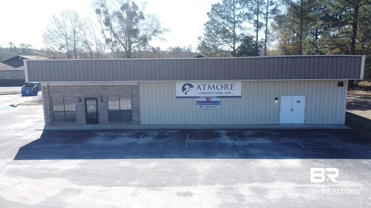 Property Image for 810 E Craig Street