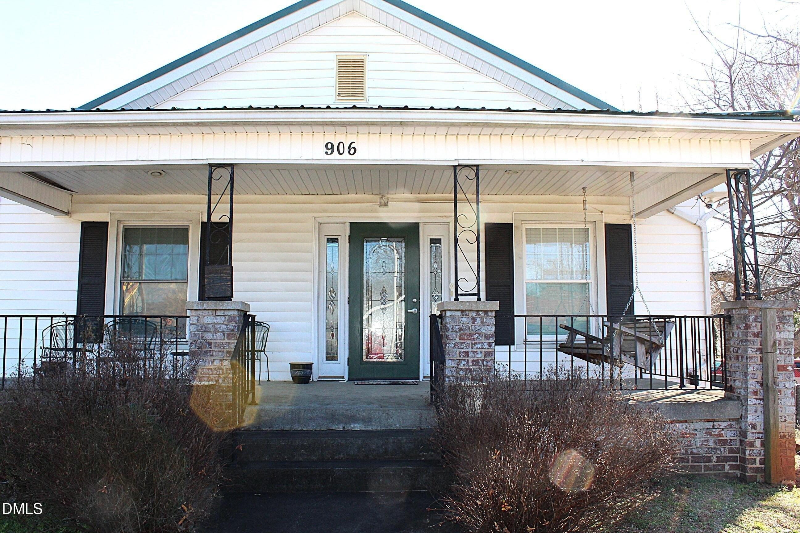 Property Image for 906 S Main Street