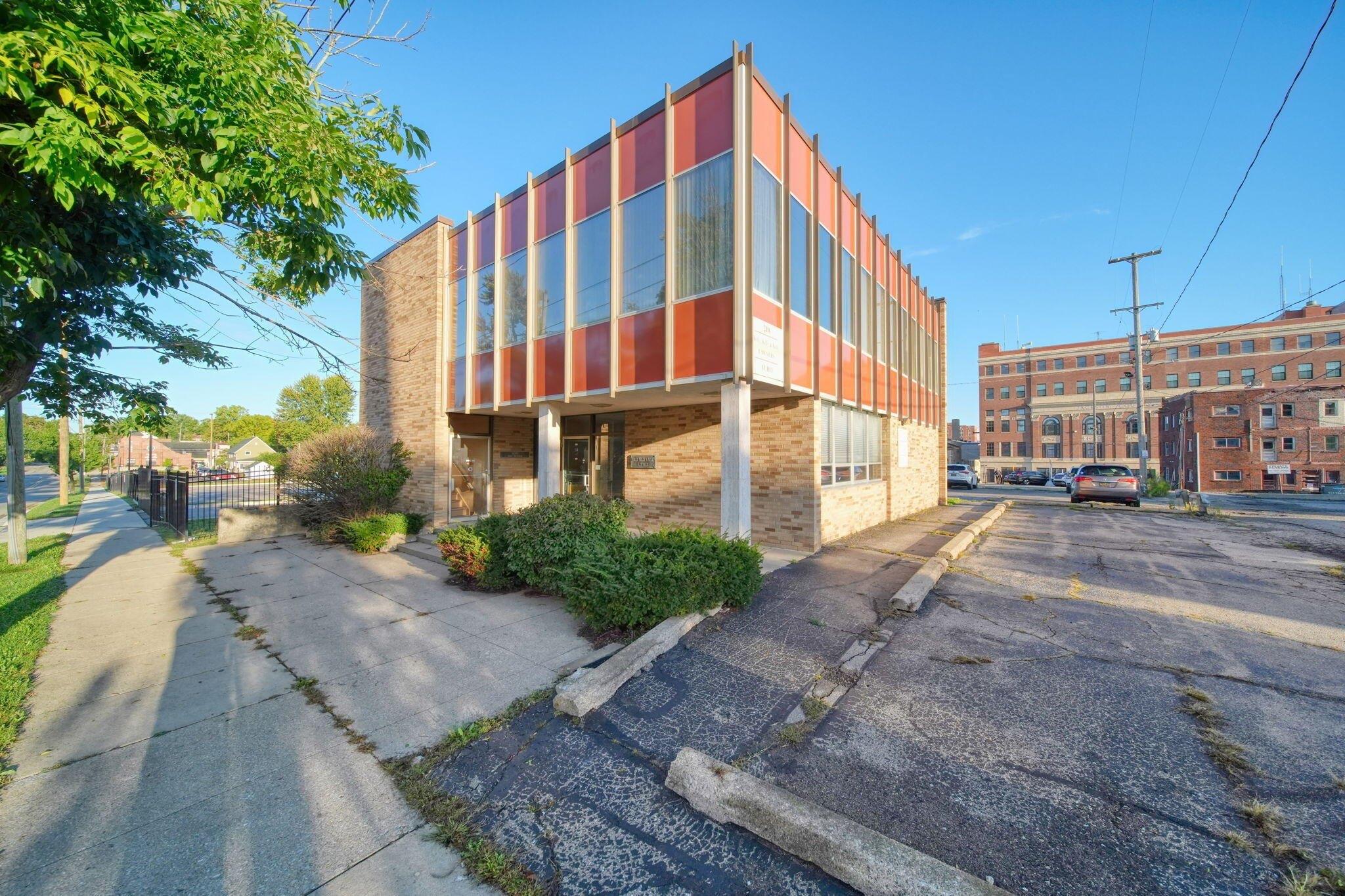 Property Image for 210 W Franklin Street