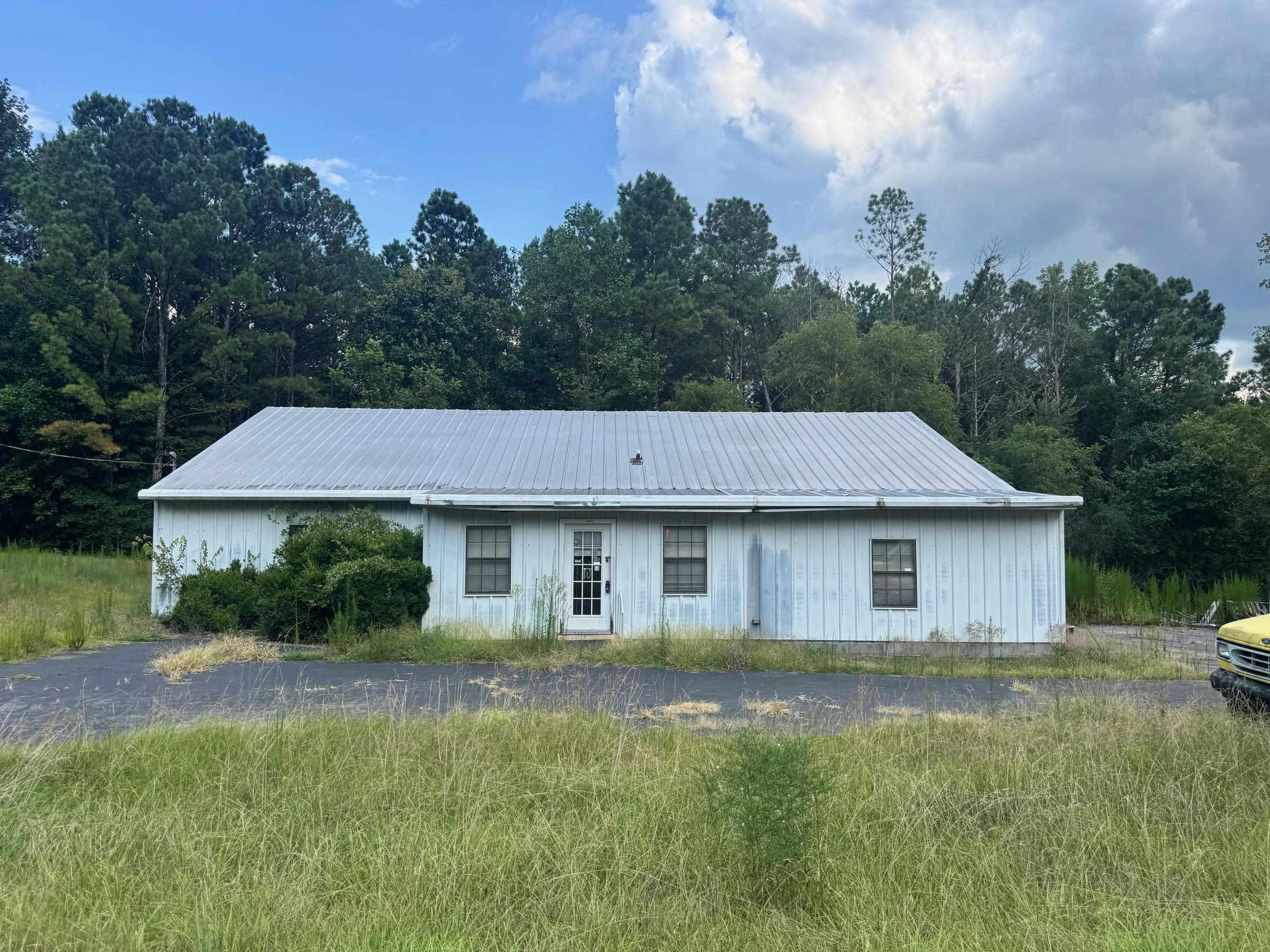 Property Image for 5670 Newburg Rd