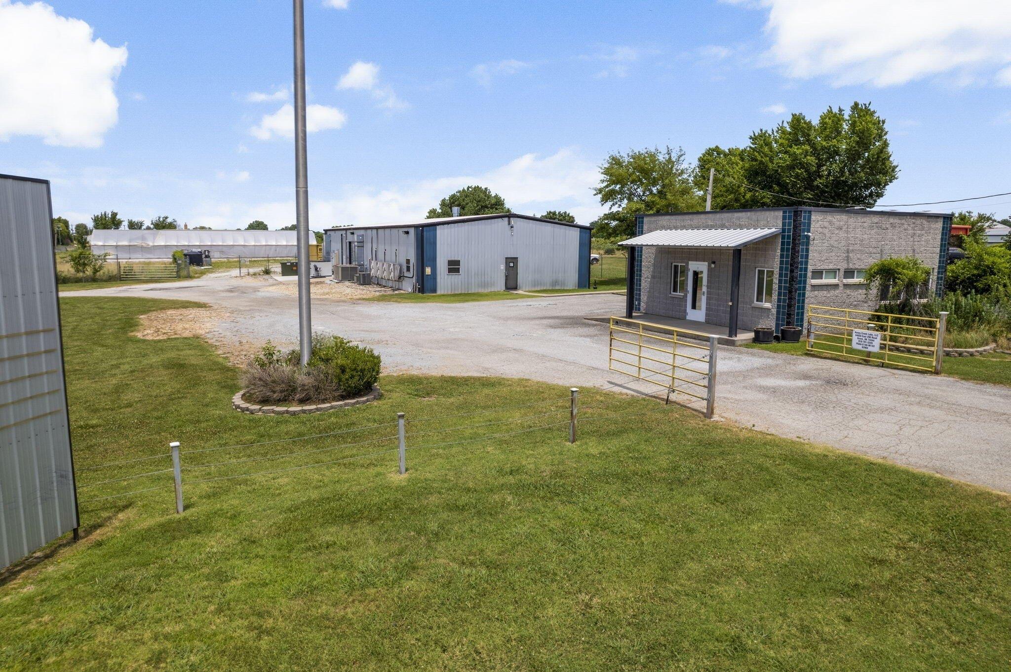 Property Image for 64050 E 290 Road